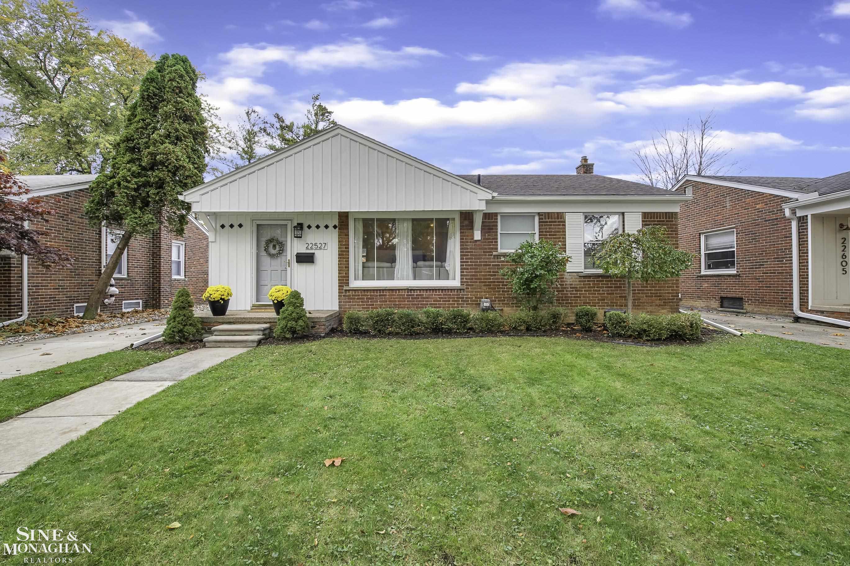 22527 Edgewood Street