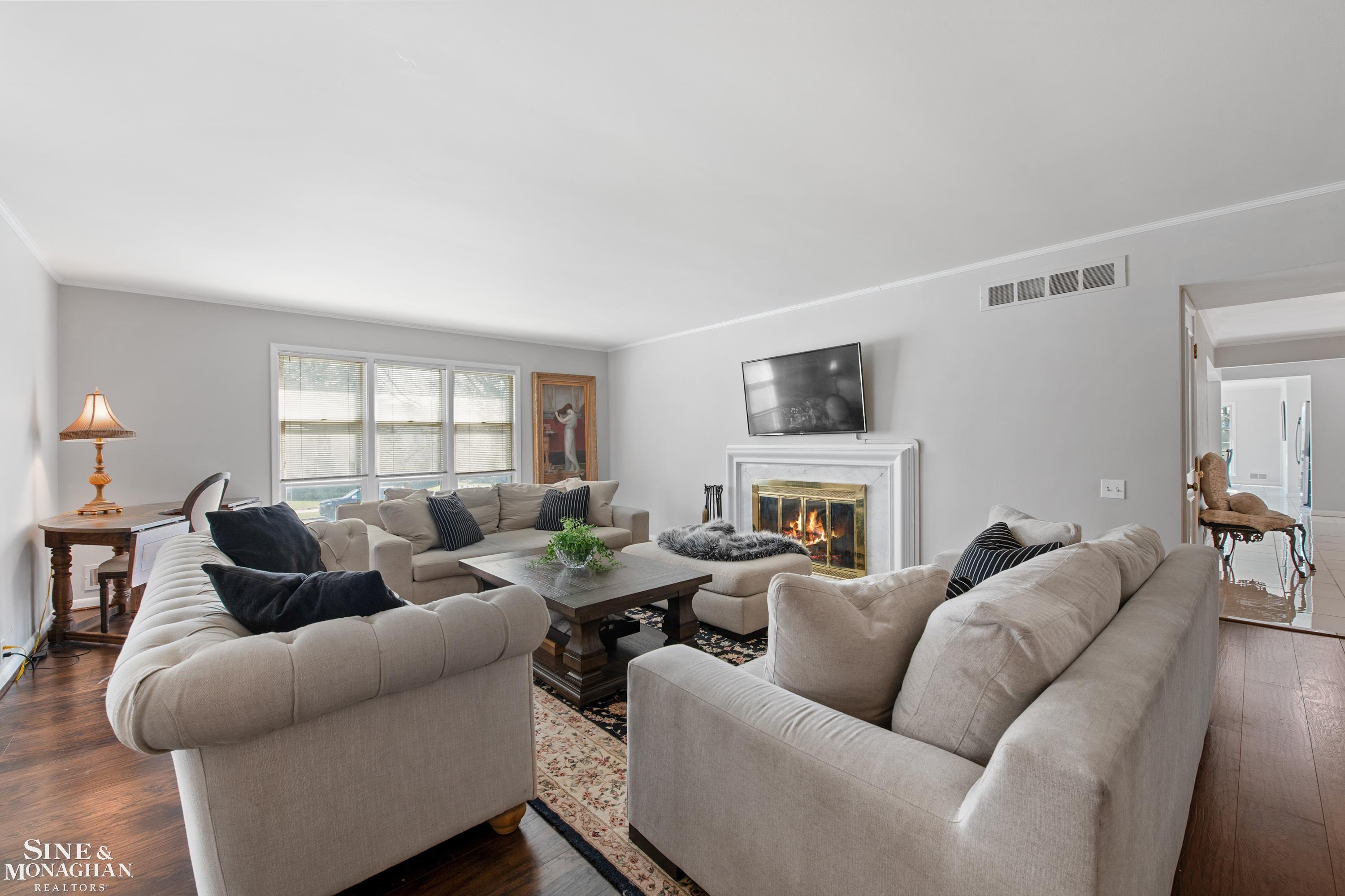 15827 Windmill Pointe Drive