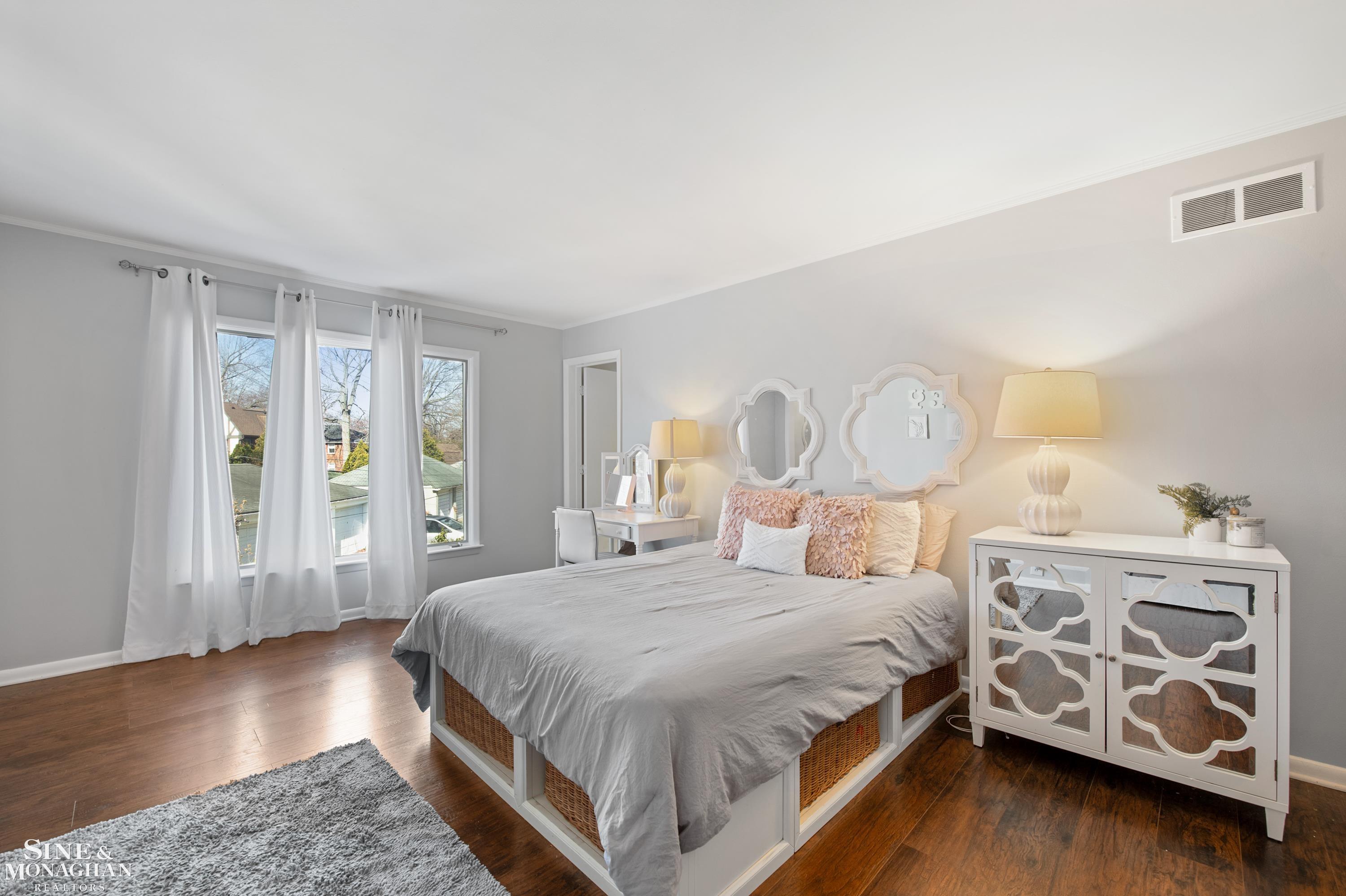 15827 Windmill Pointe Drive