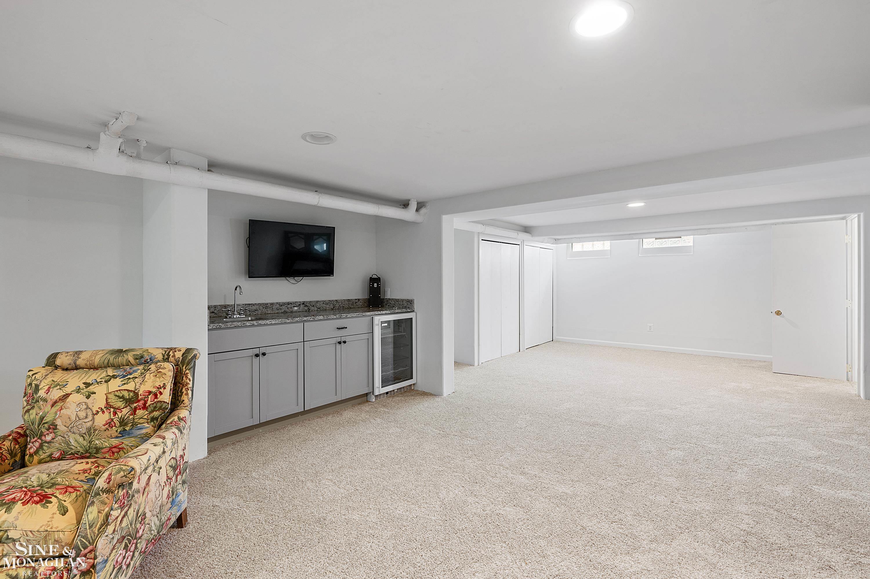 118 Merriweather Road