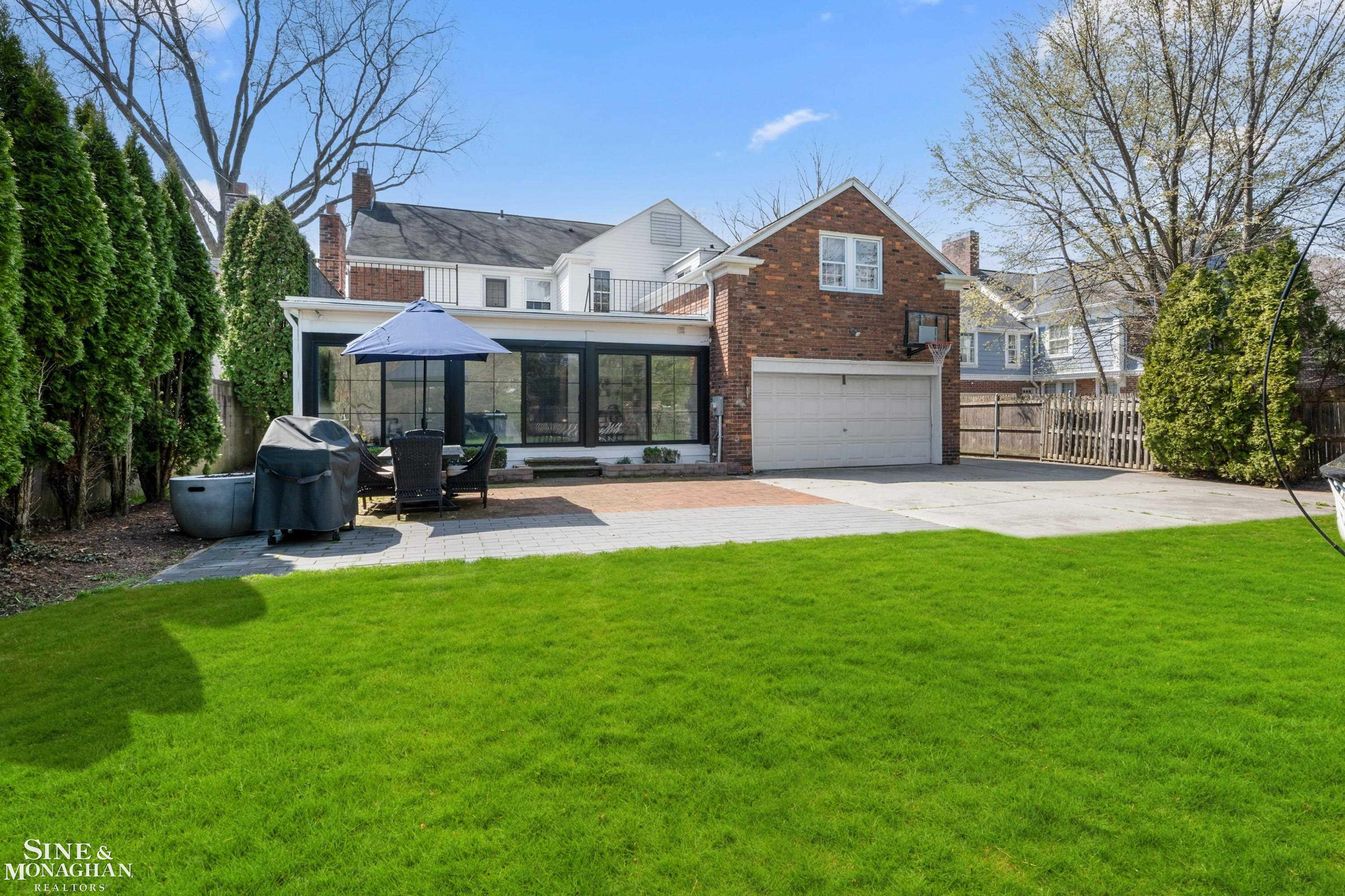 118 Merriweather Road