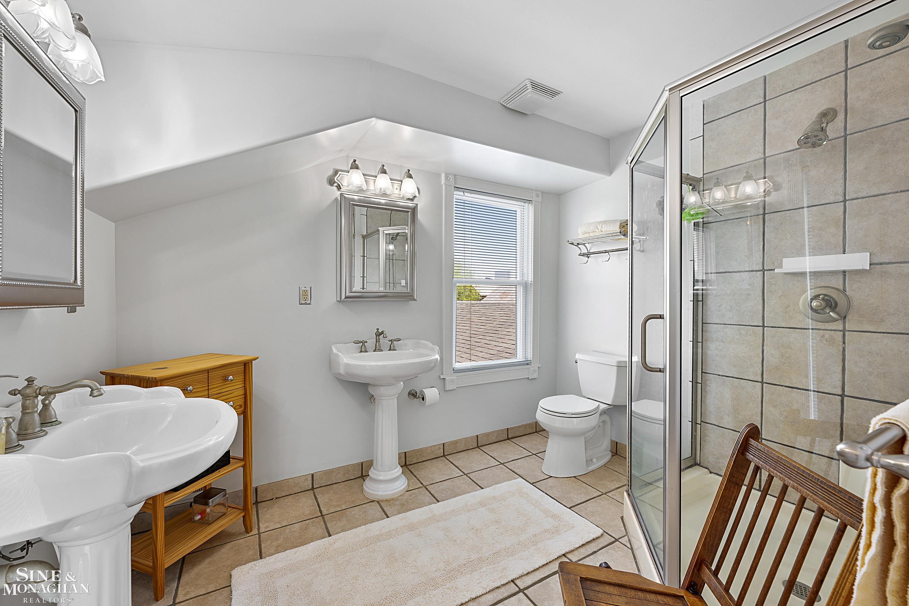 1229 S Bartlett Road