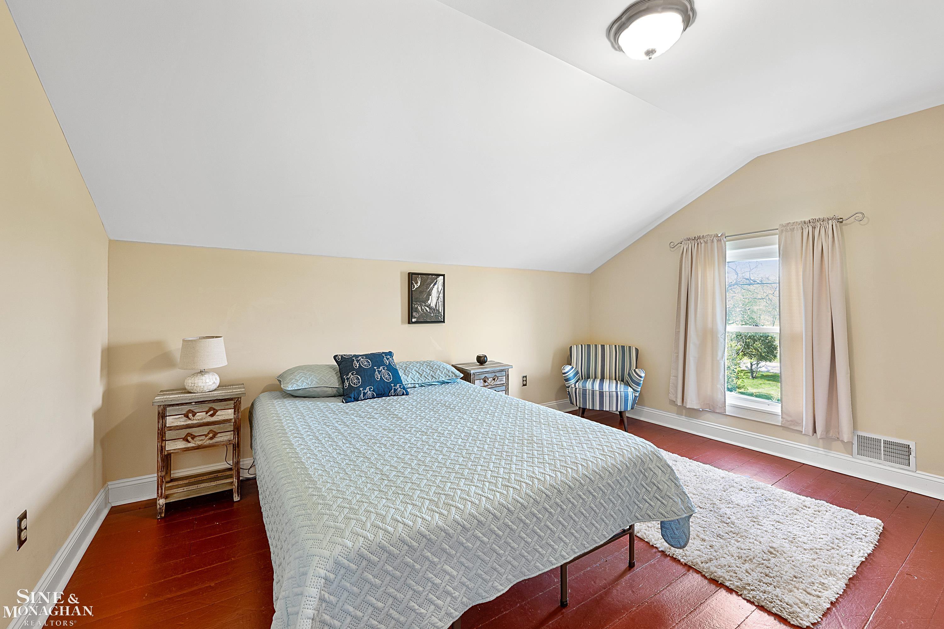 1229 S Bartlett Road