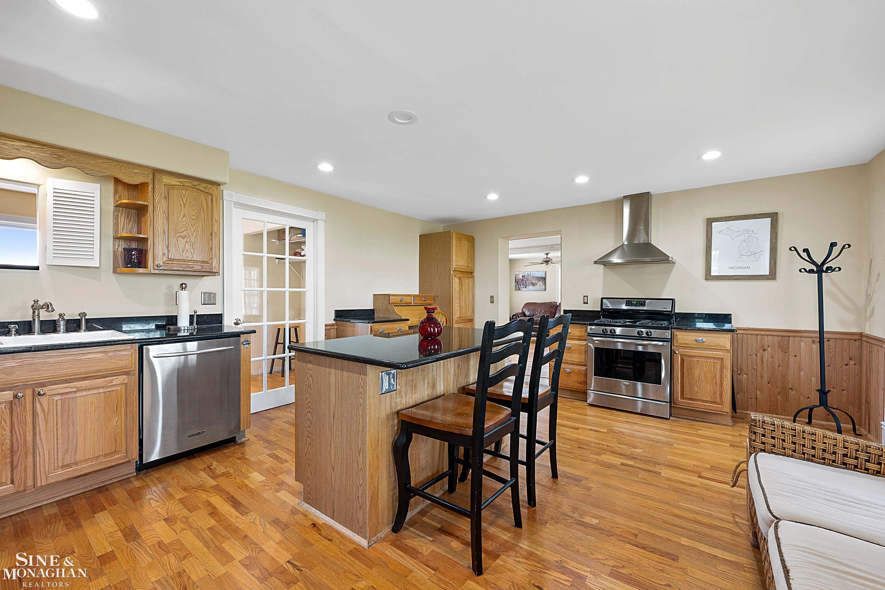 1229 S Bartlett Road