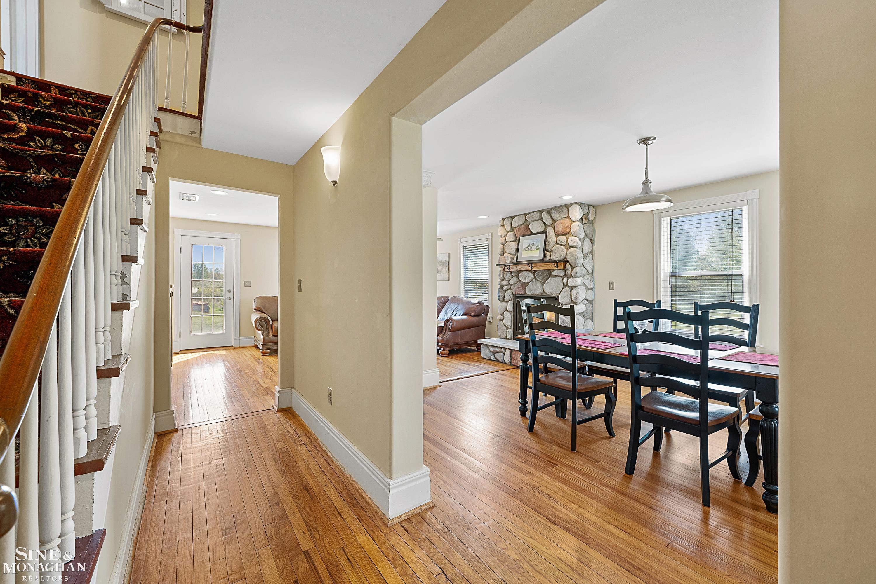 1229 S Bartlett Road