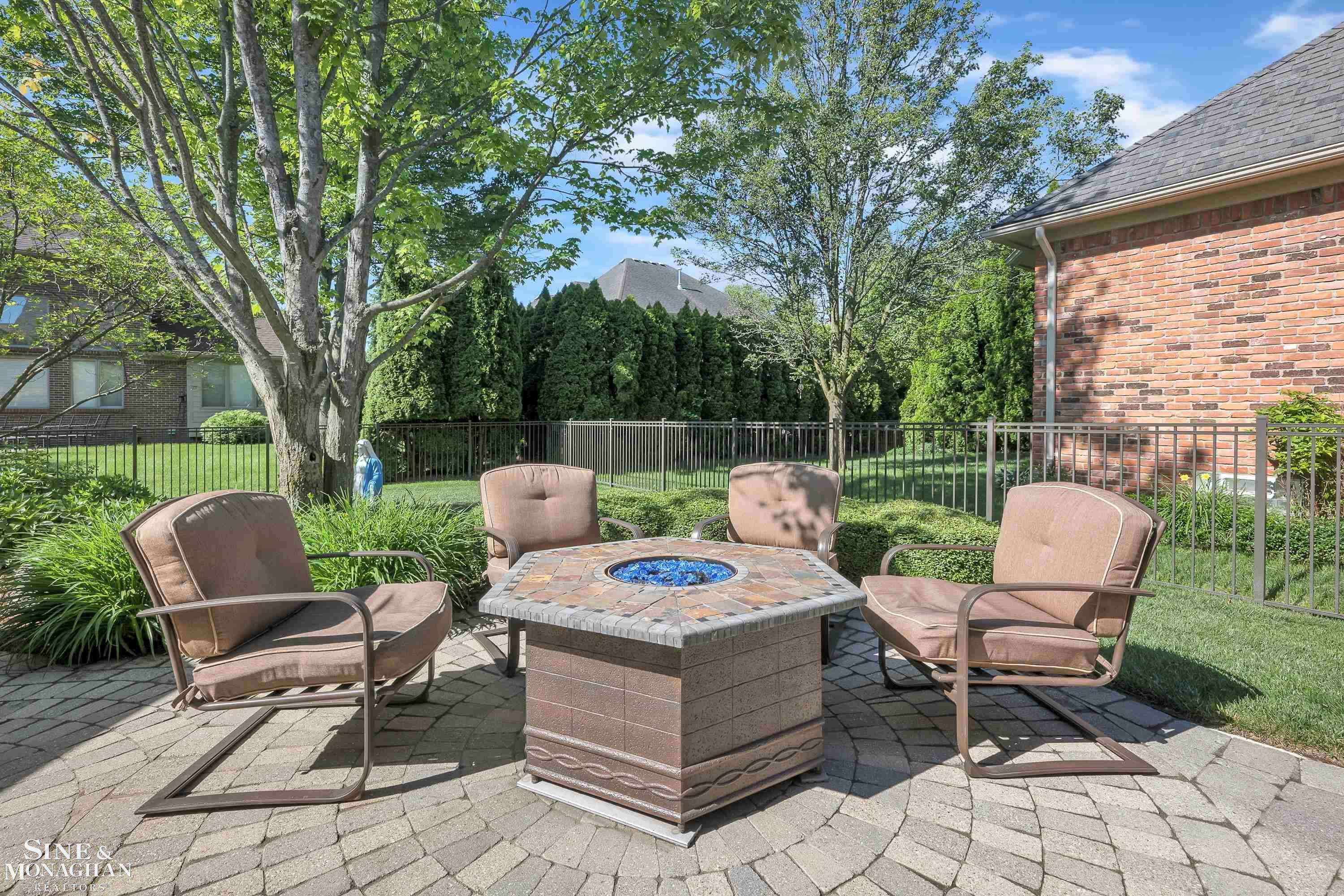 28020 Norcross Drive