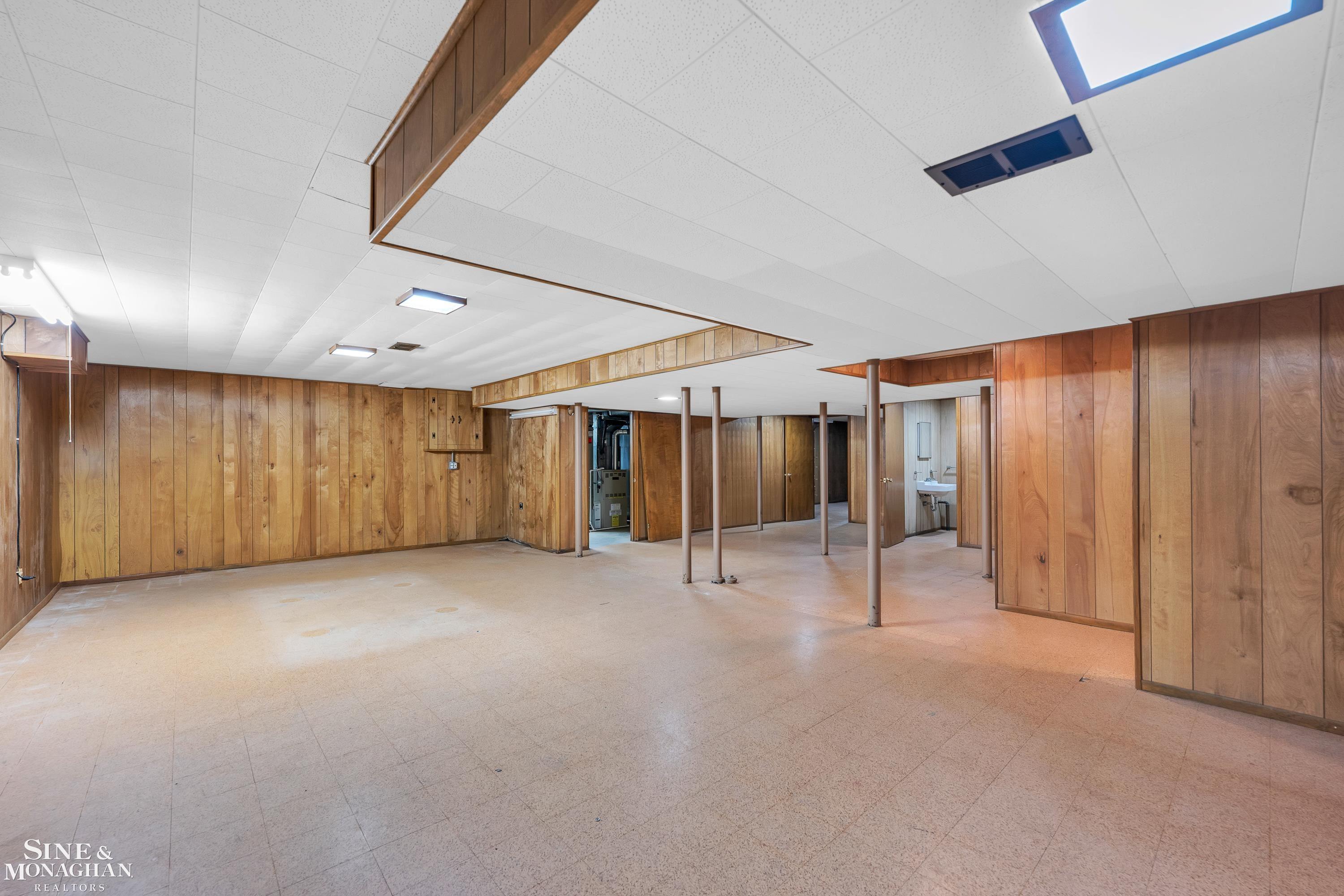 54 Willow Tree Place