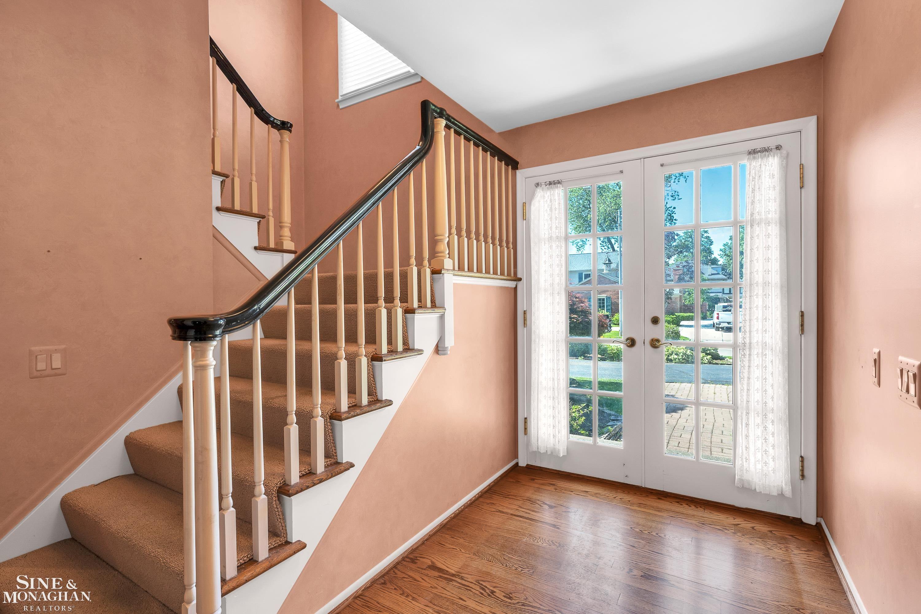 54 Willow Tree Place