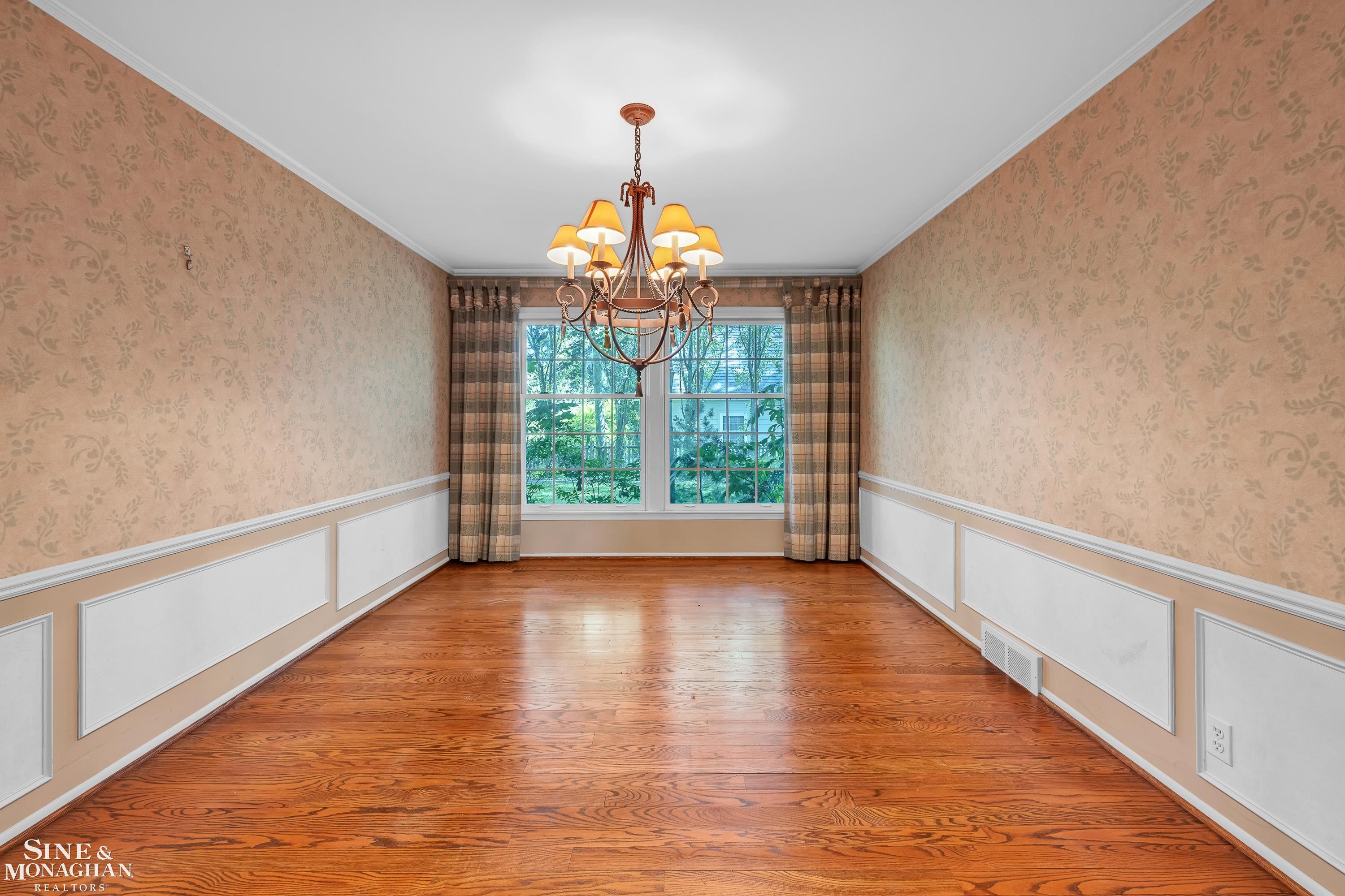 54 Willow Tree Place