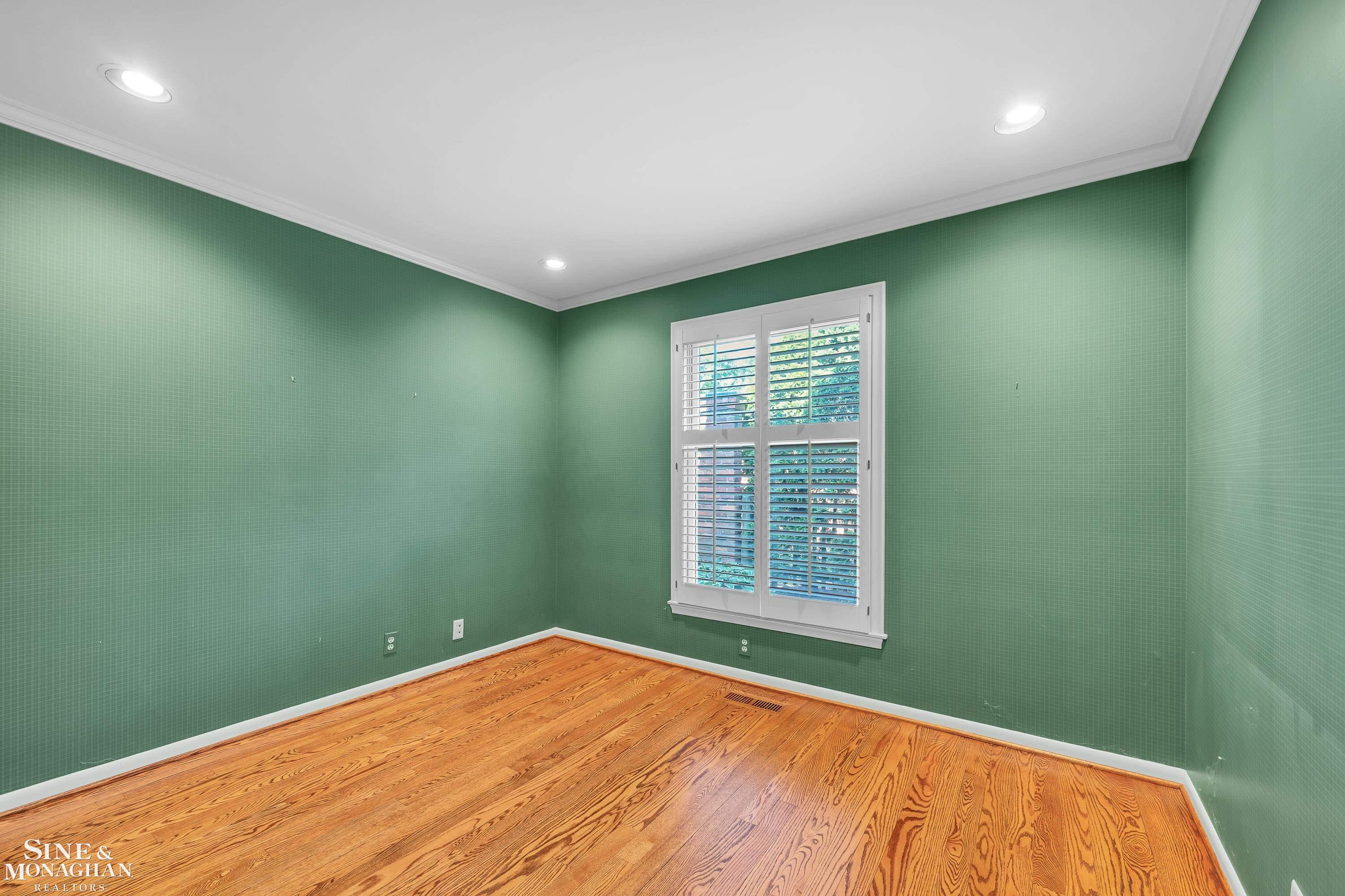 54 Willow Tree Place