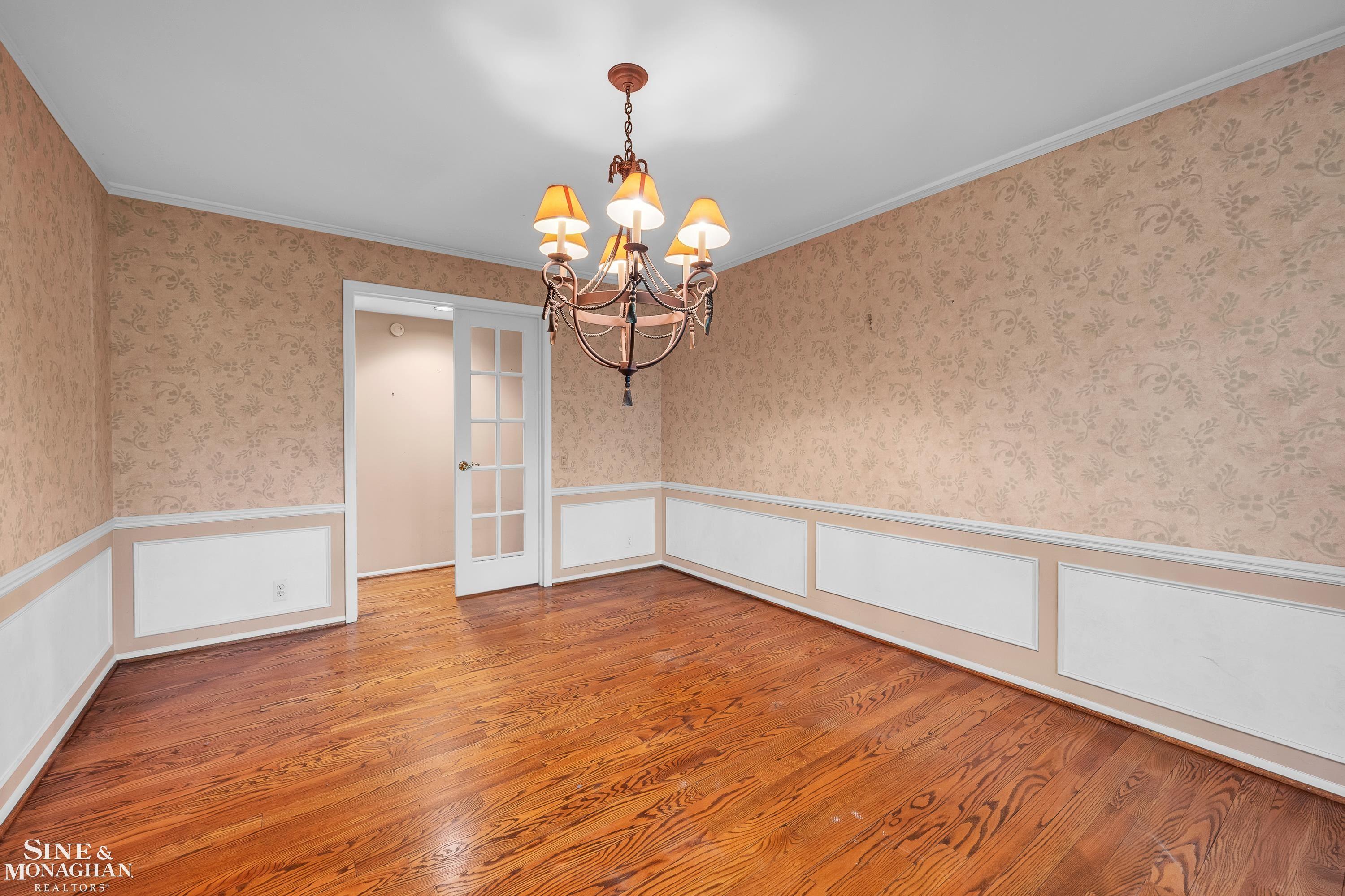 54 Willow Tree Place