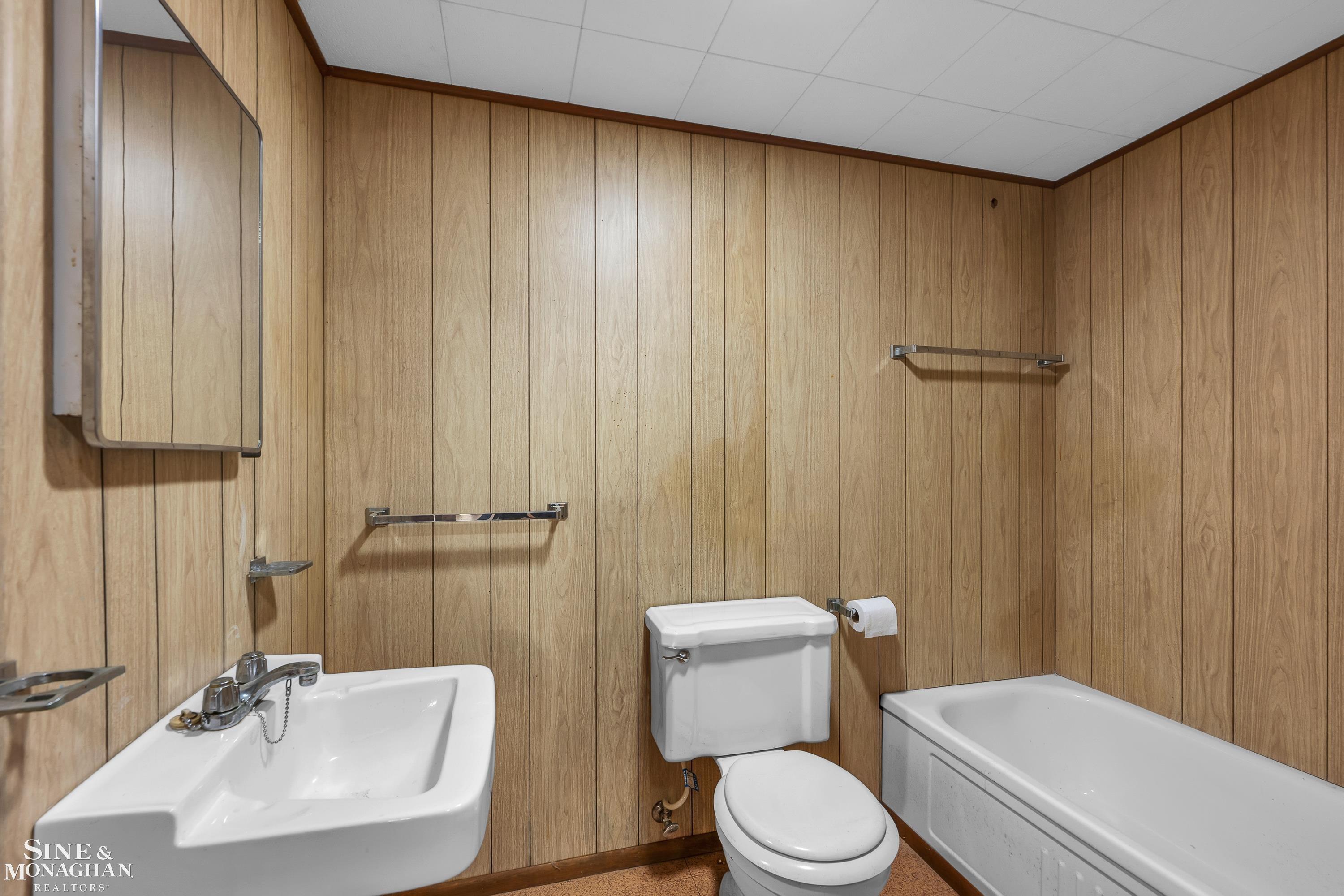 54 Willow Tree Place