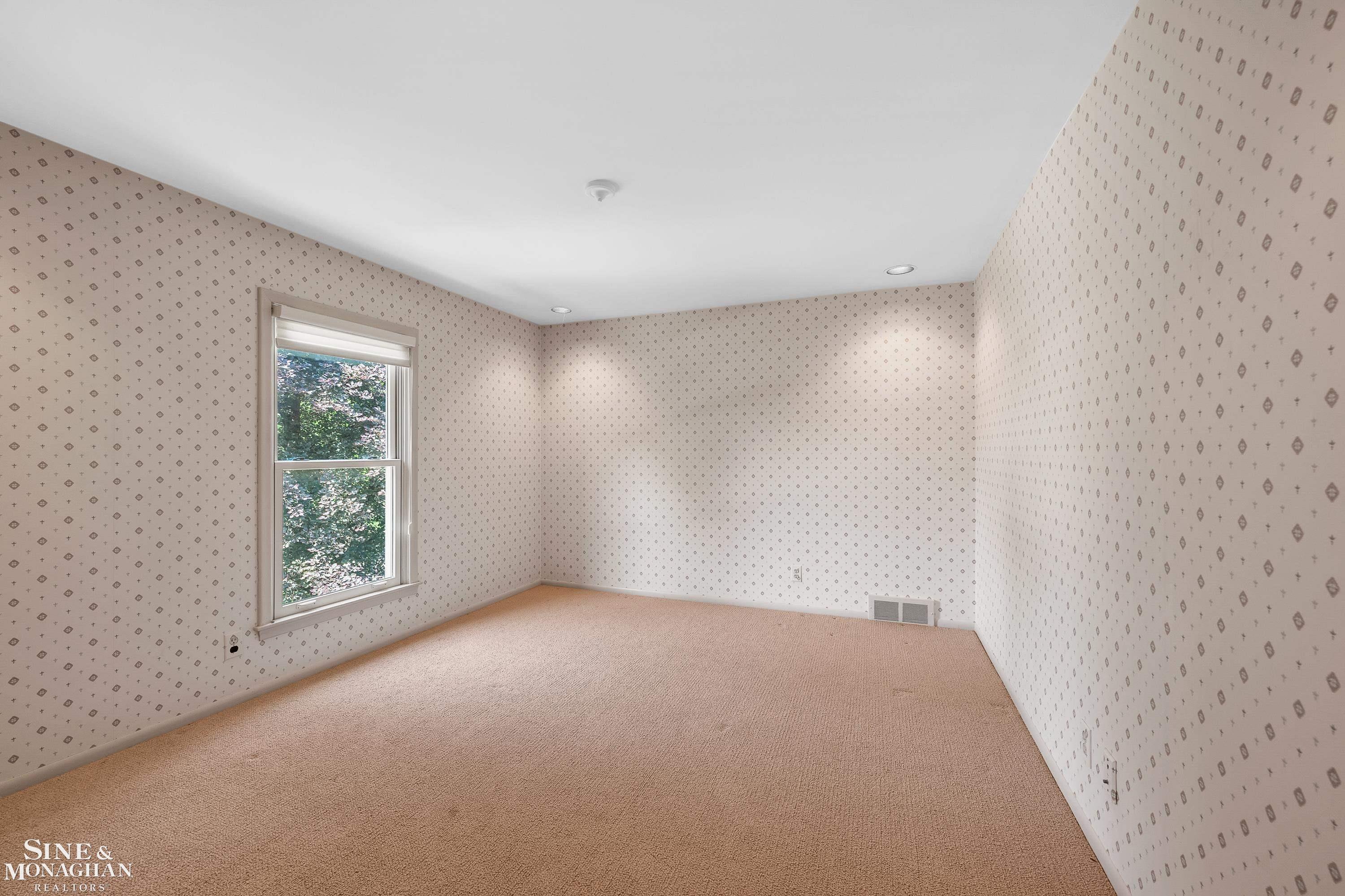 54 Willow Tree Place