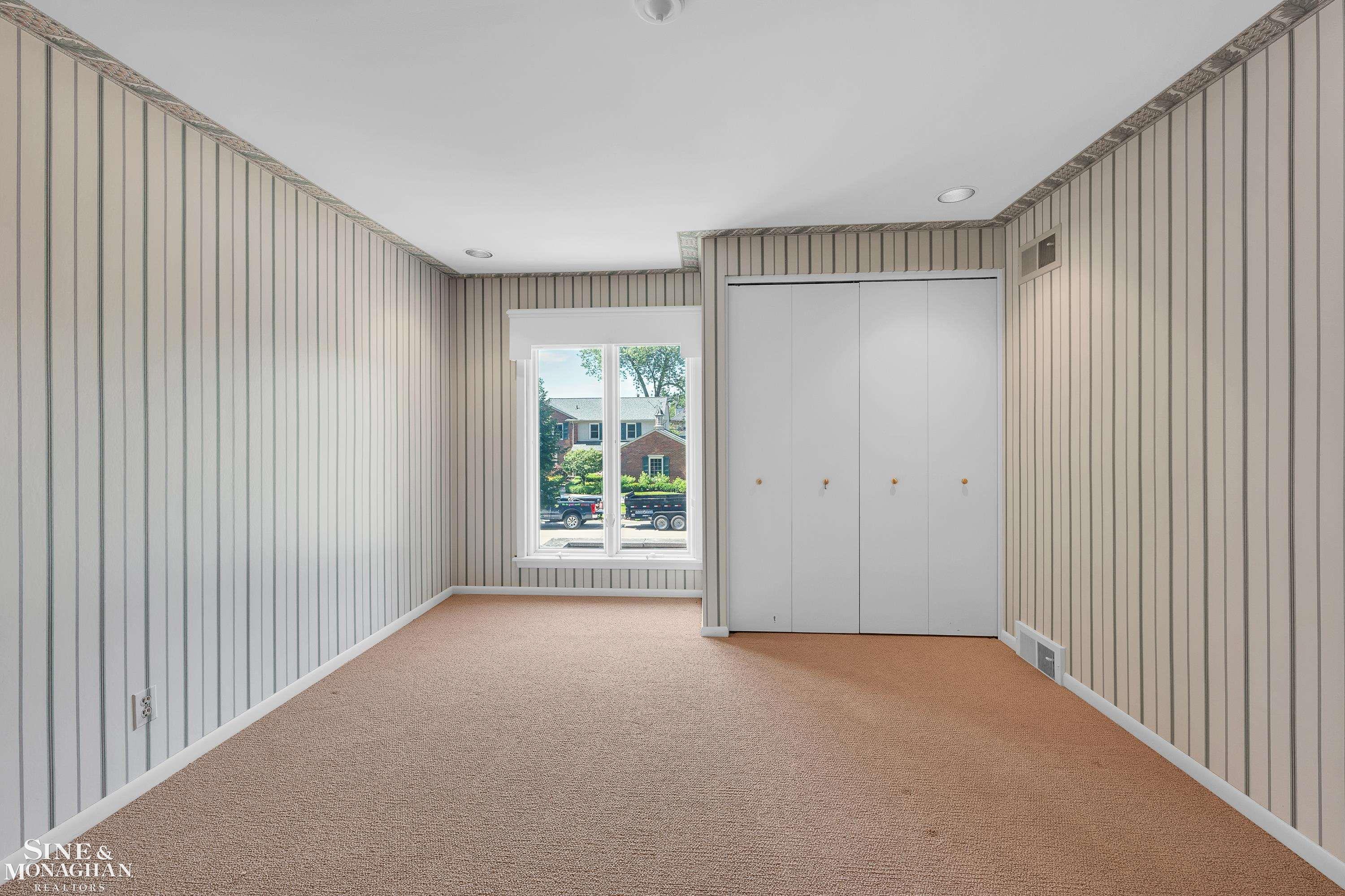 54 Willow Tree Place