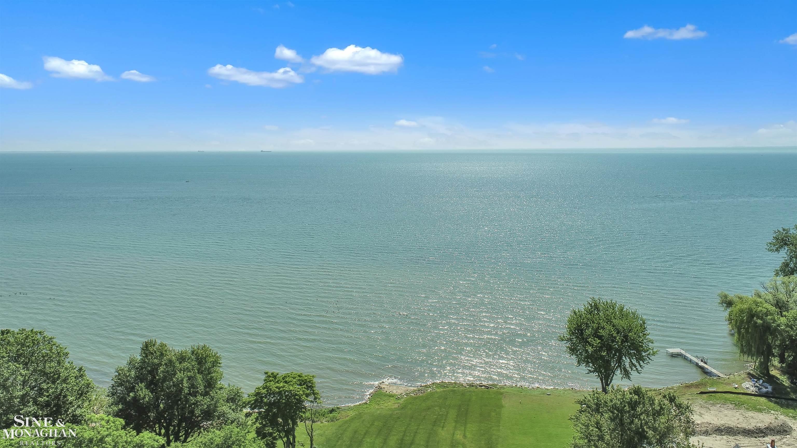 54 Willow Tree Place