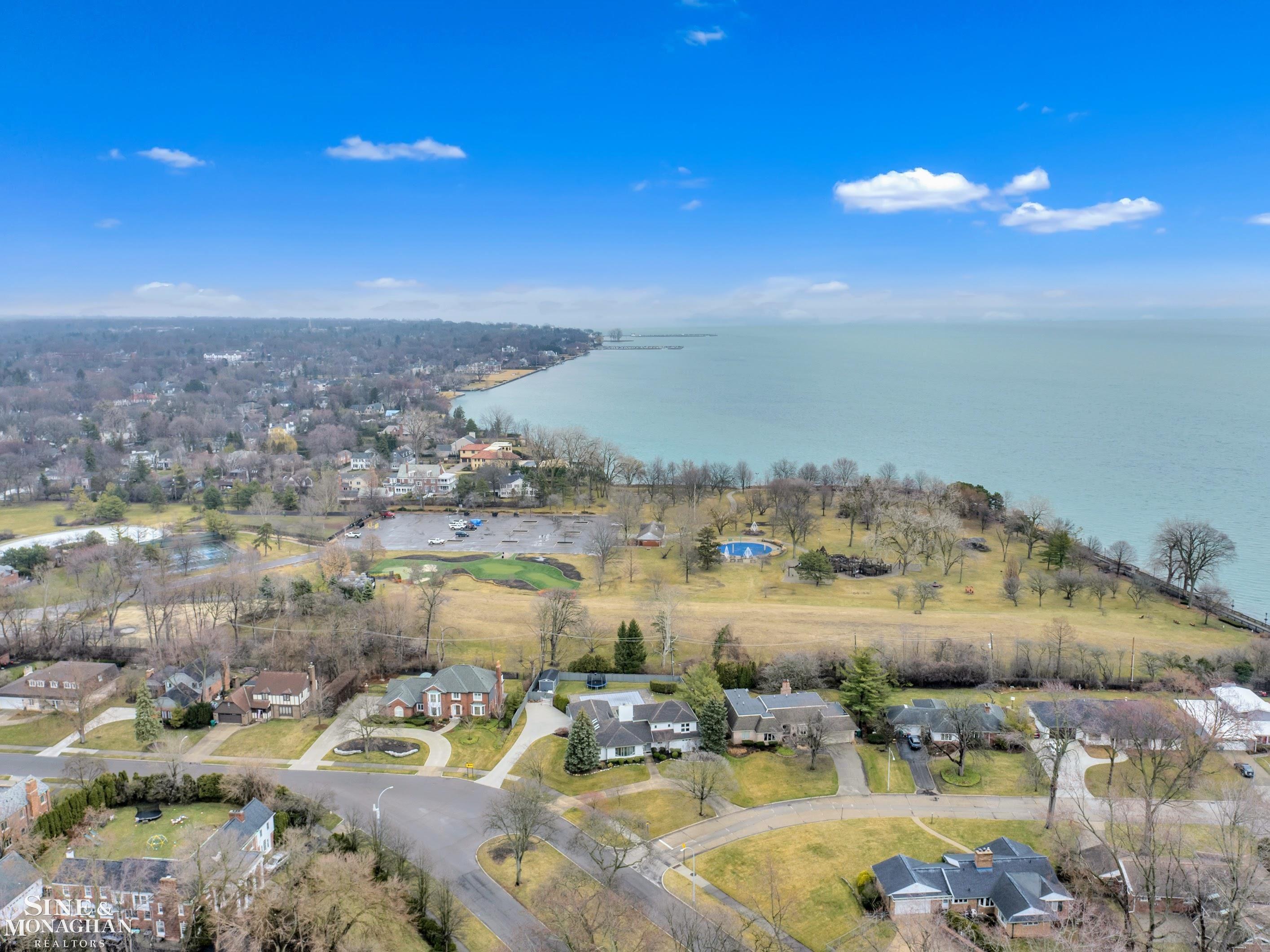 15825 Windmill Pointe Drive