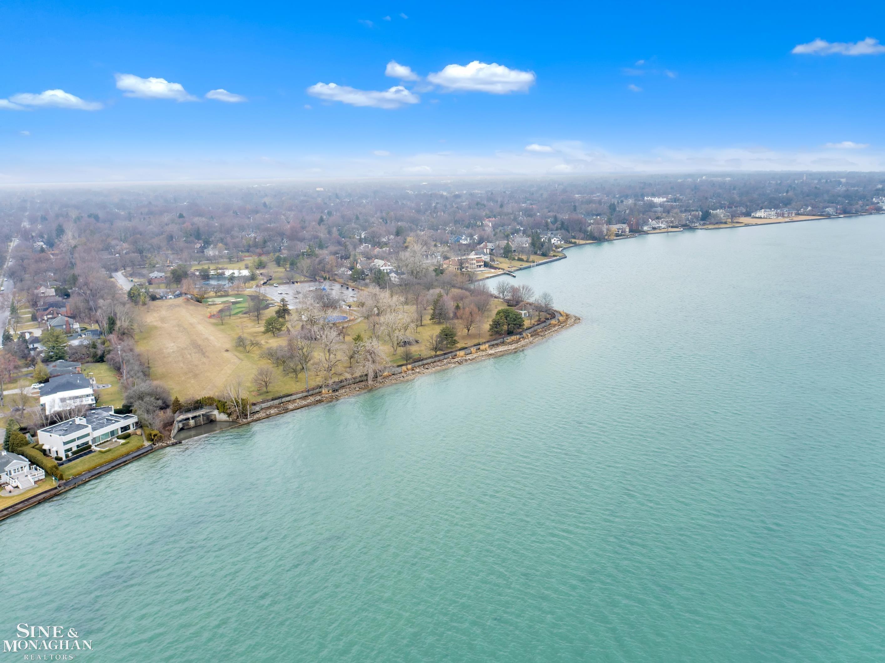 15825 Windmill Pointe Drive