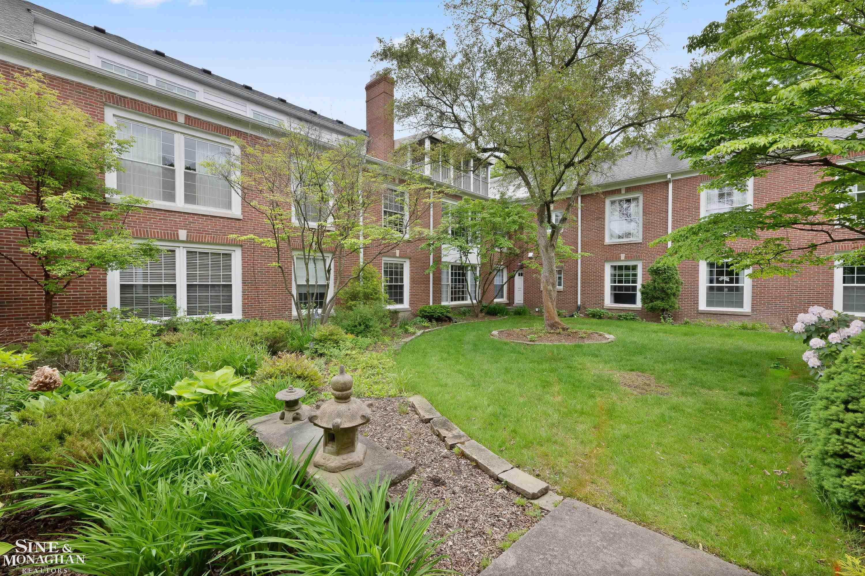 17111 E Jefferson Avenue # 3