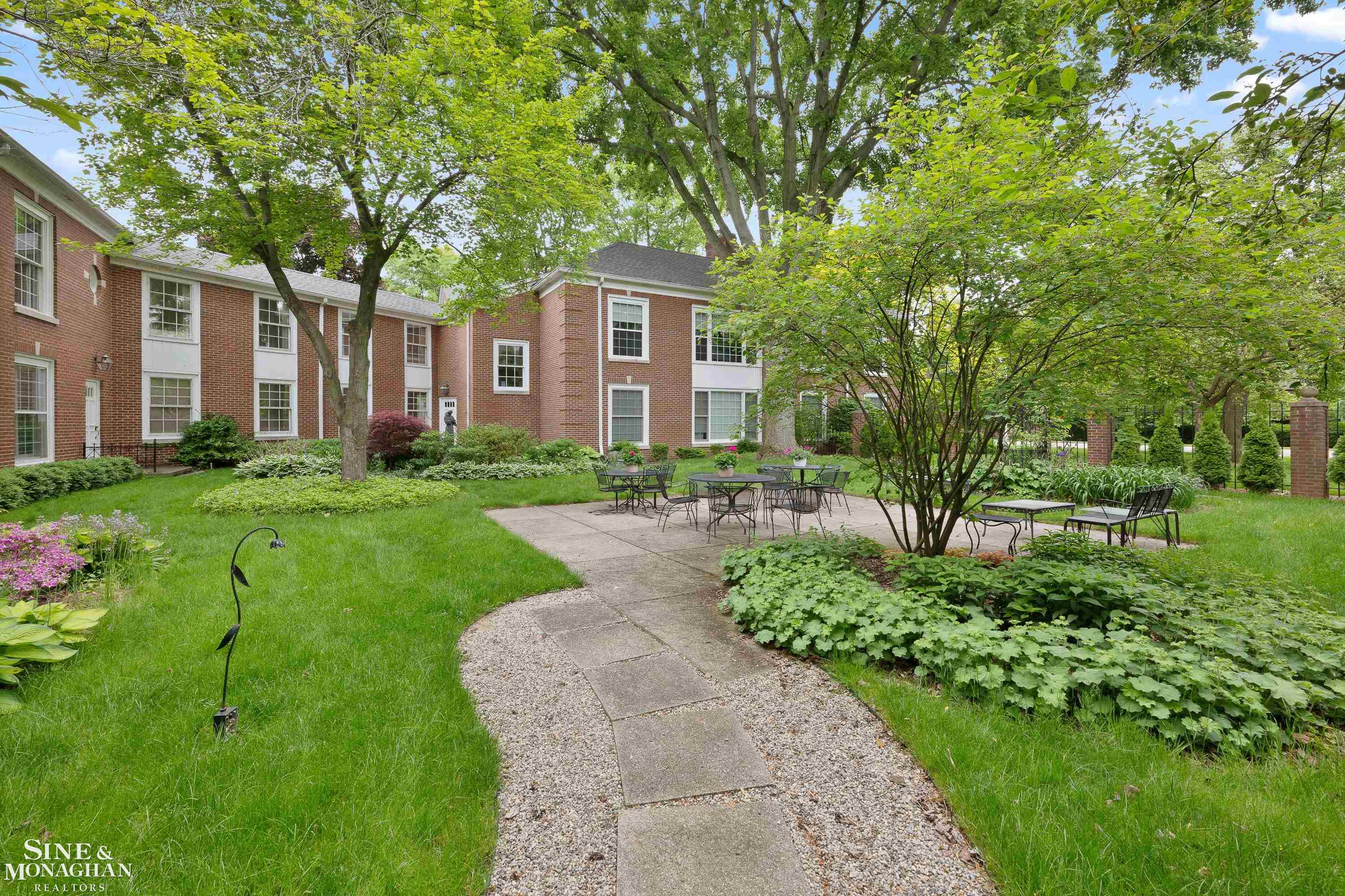 17111 E Jefferson Avenue # 3