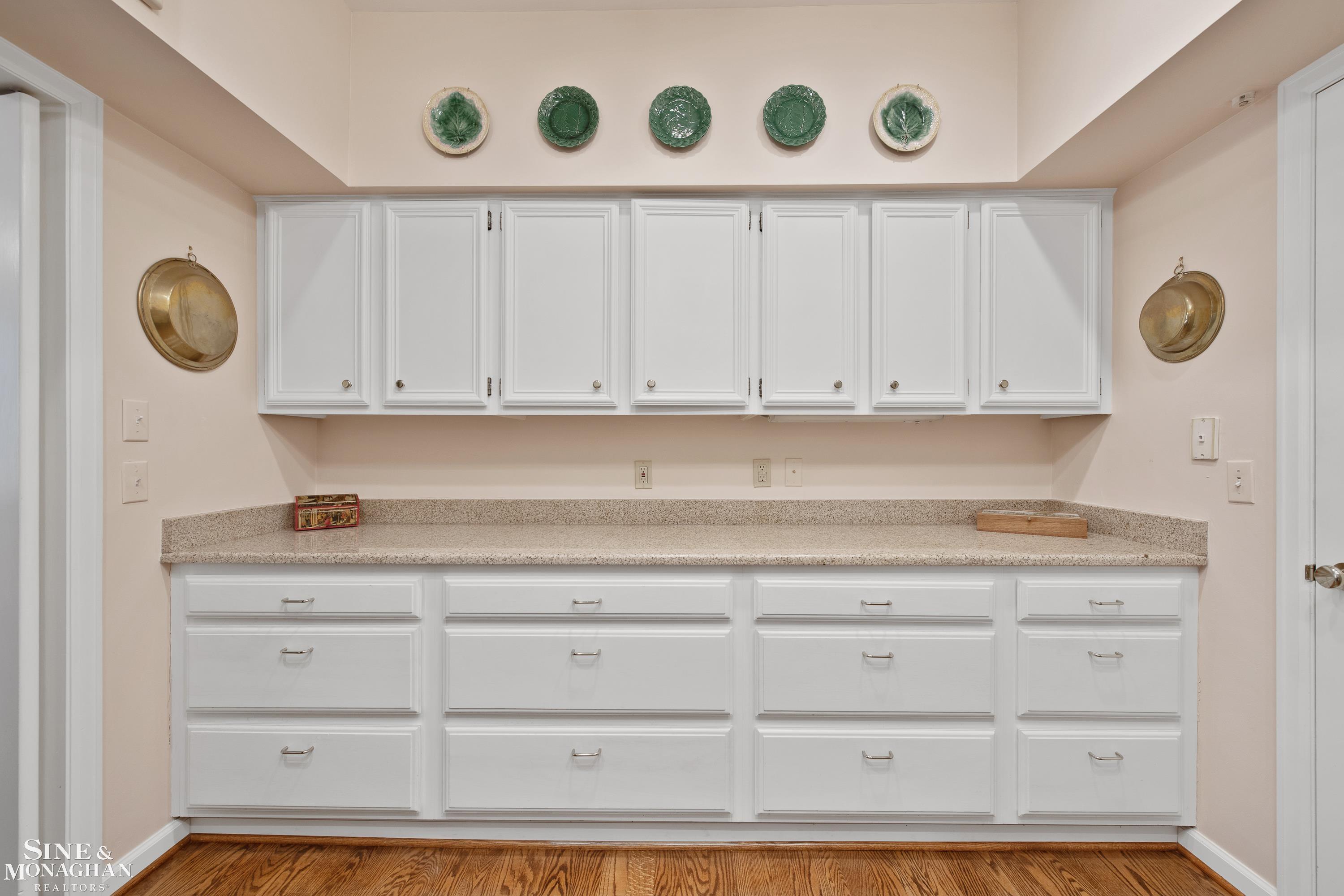 17111 E Jefferson Avenue # 3