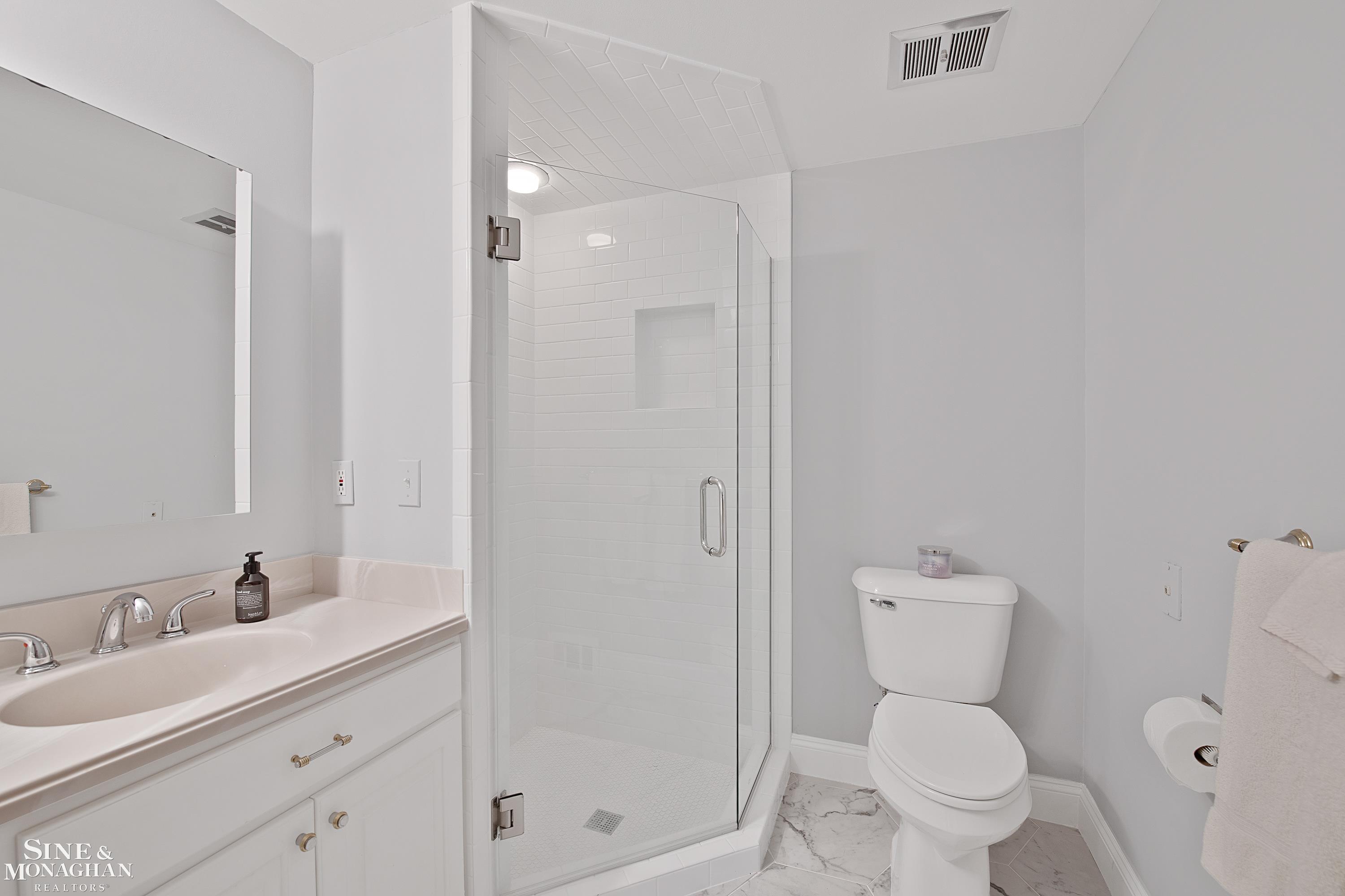 17111 E Jefferson Avenue # 3