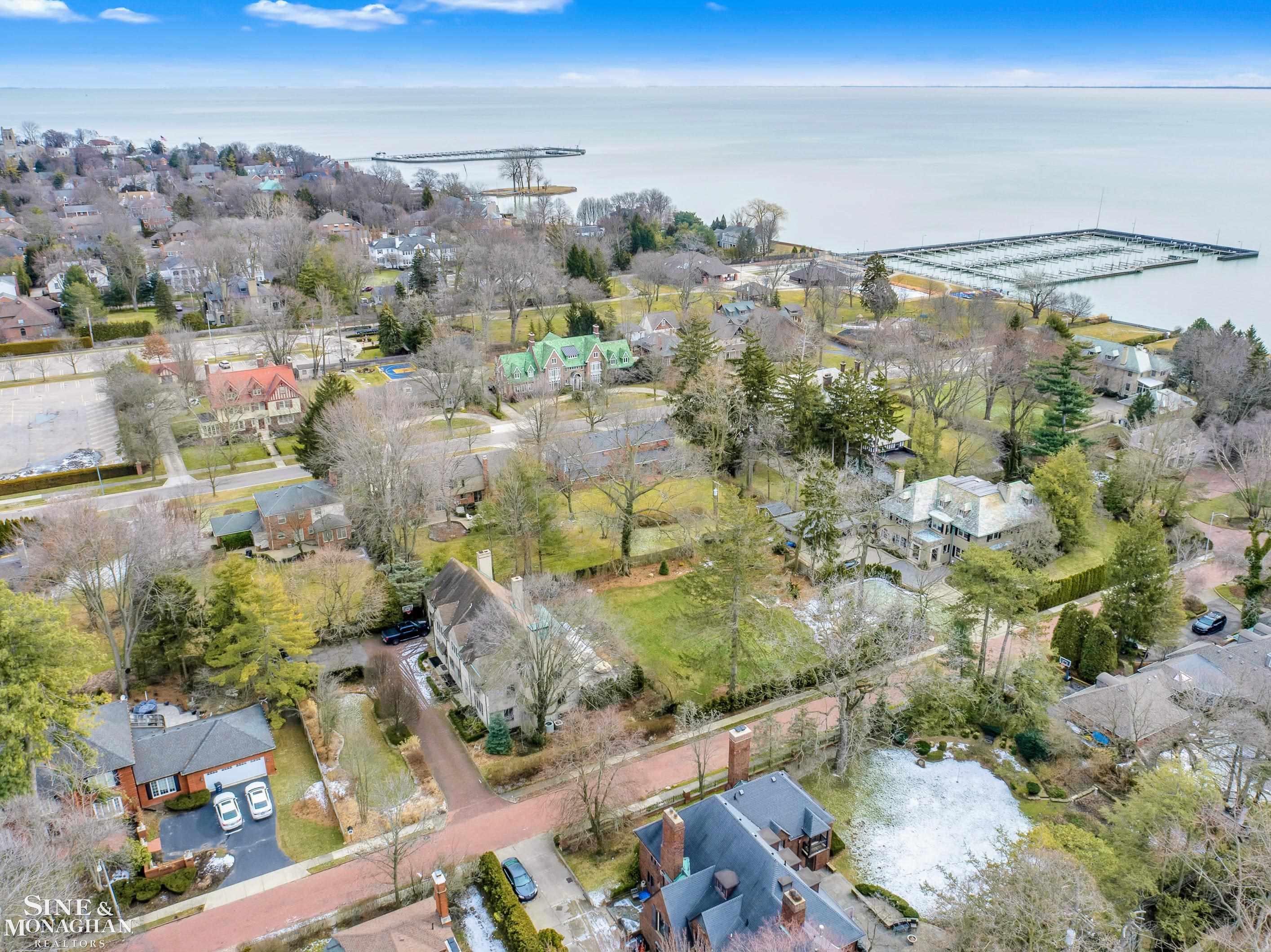 17111 E Jefferson Avenue # 3