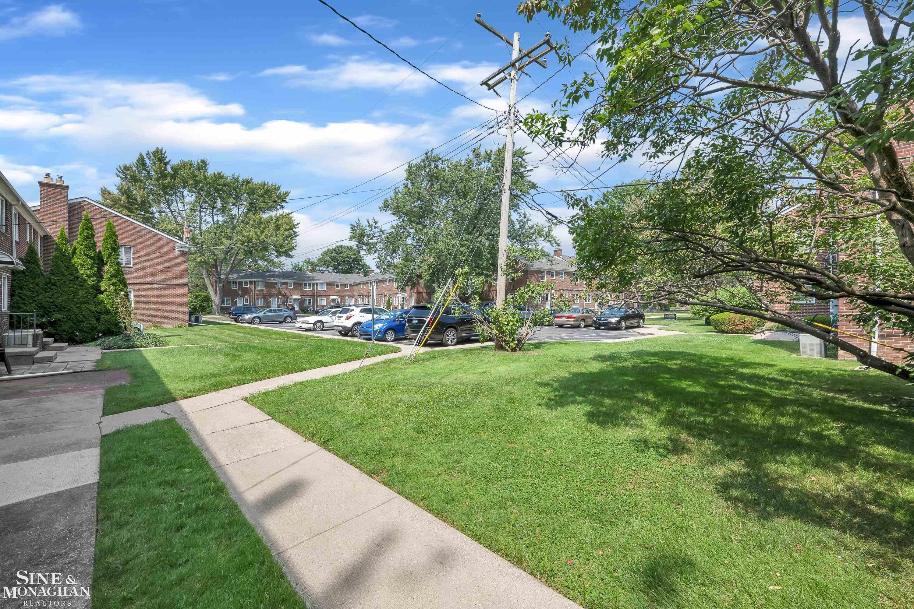 23231 Edsel Ford Court