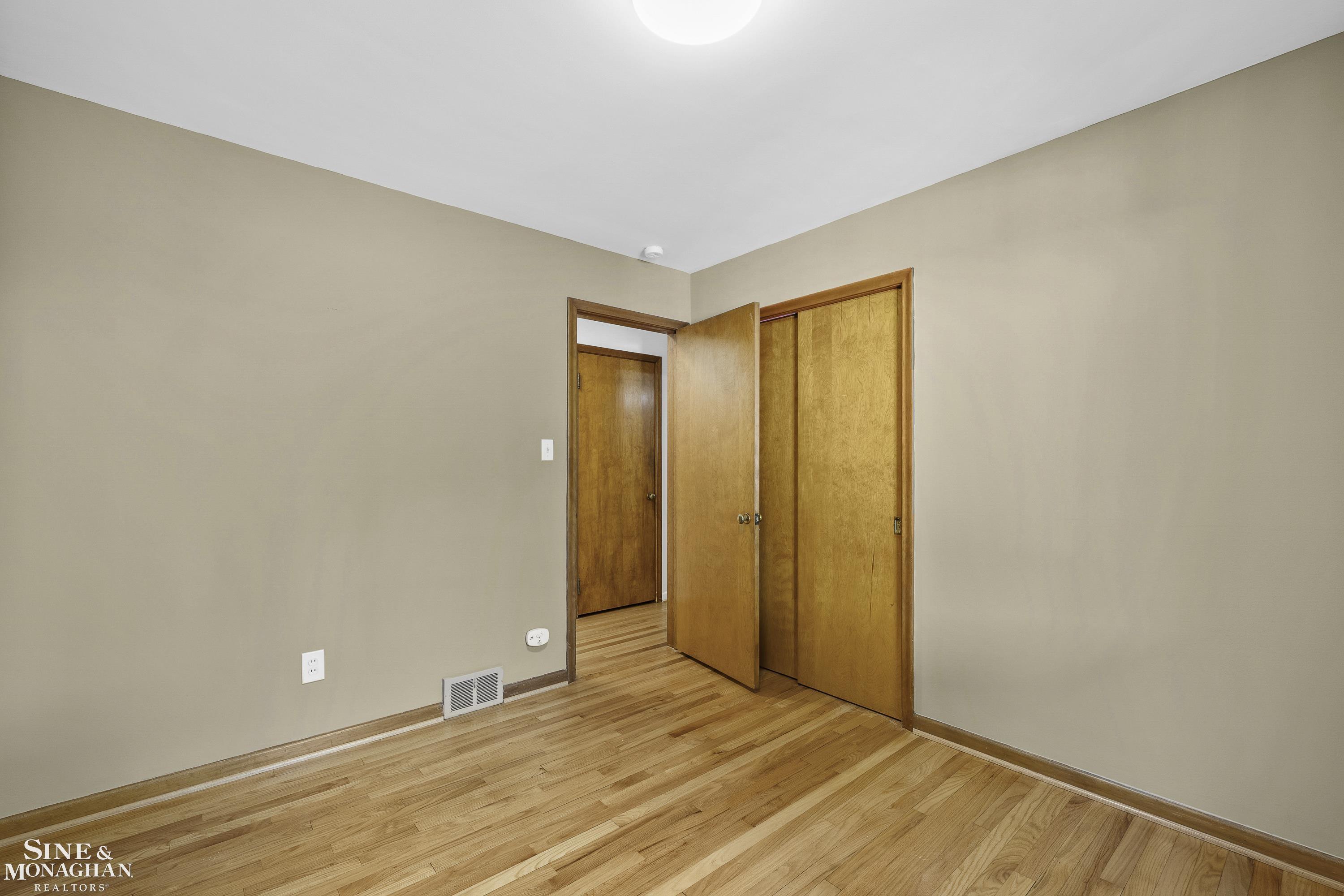 21431 Prestwick Road