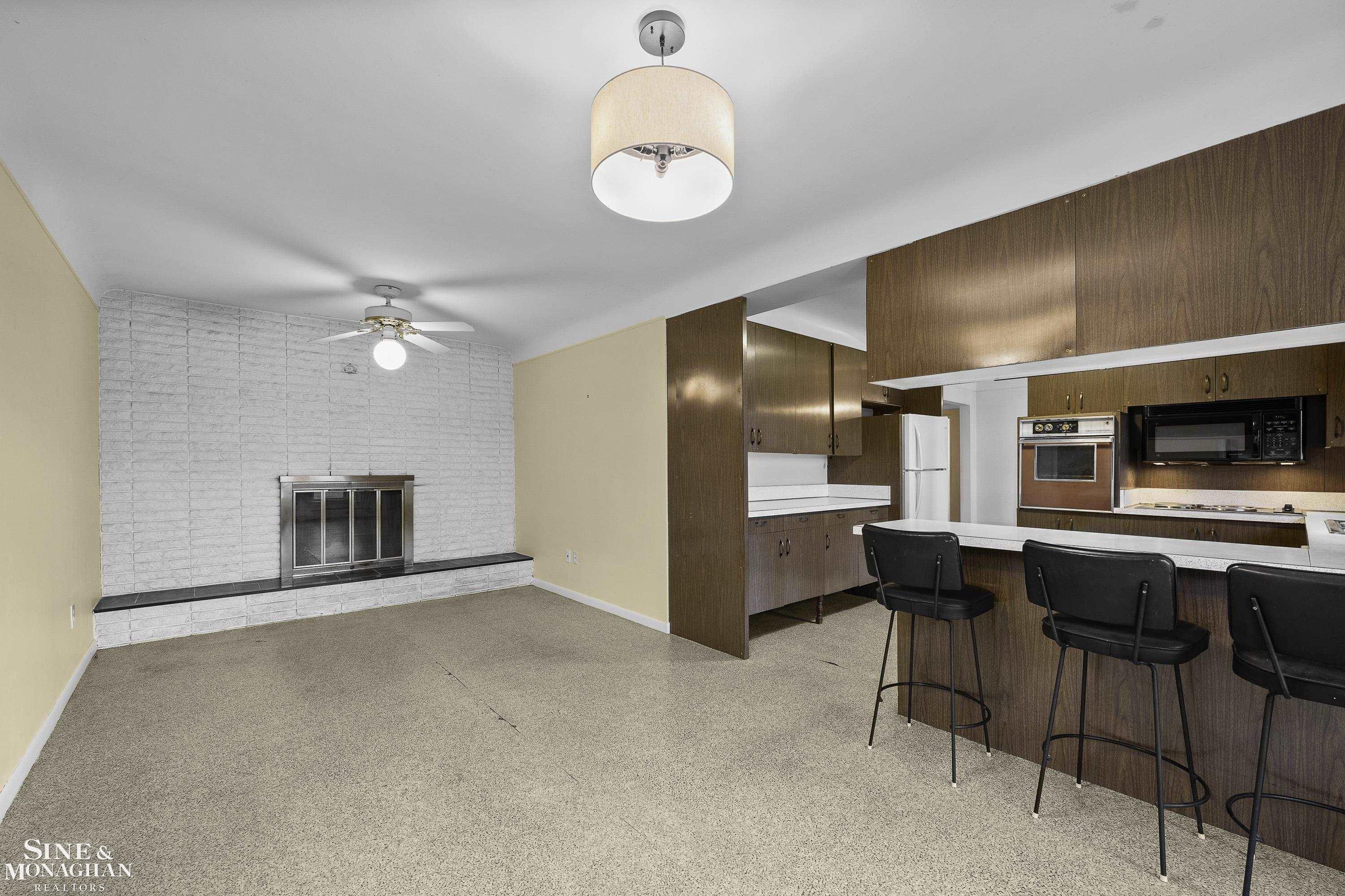 41400 Windmill Street