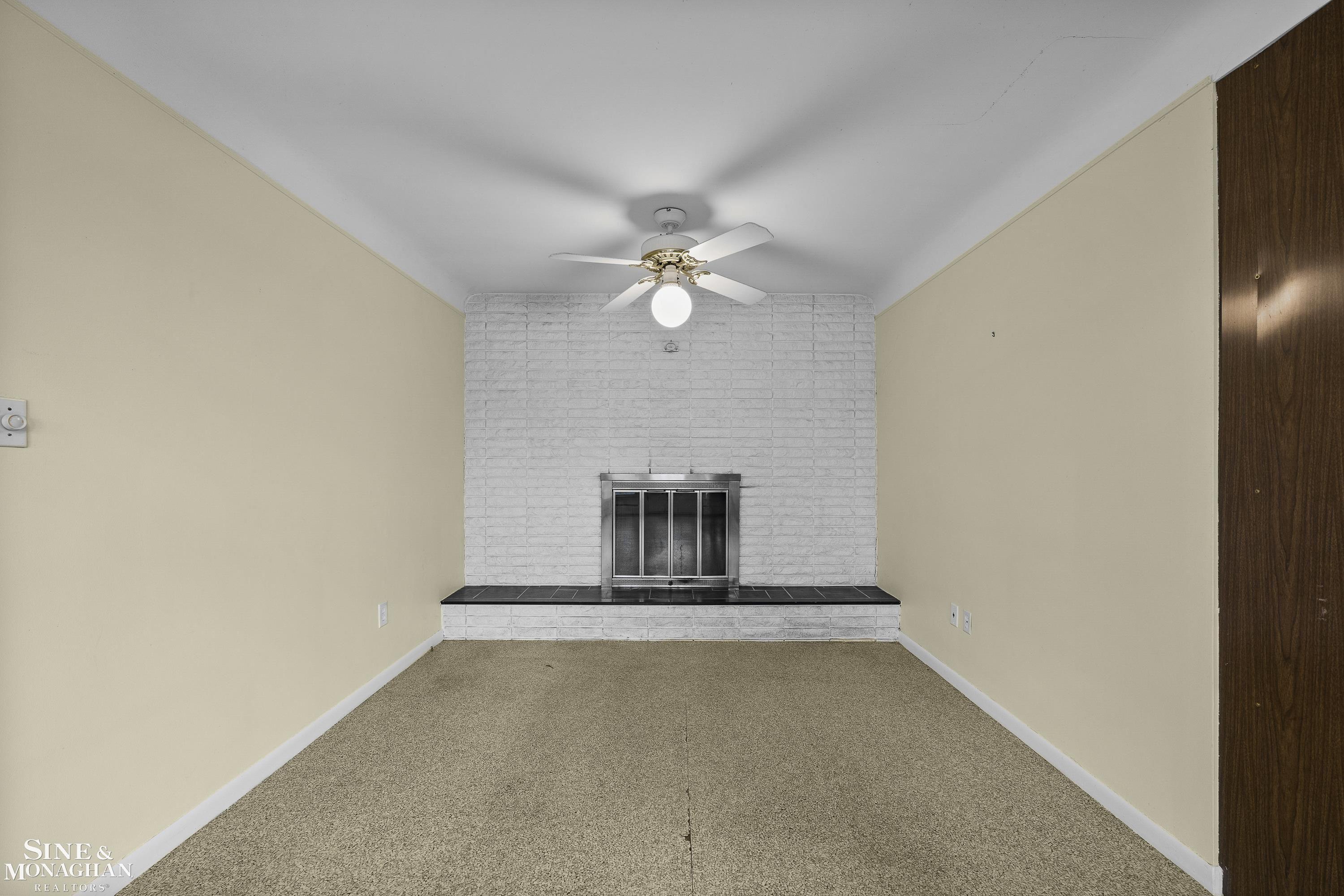 41400 Windmill Street