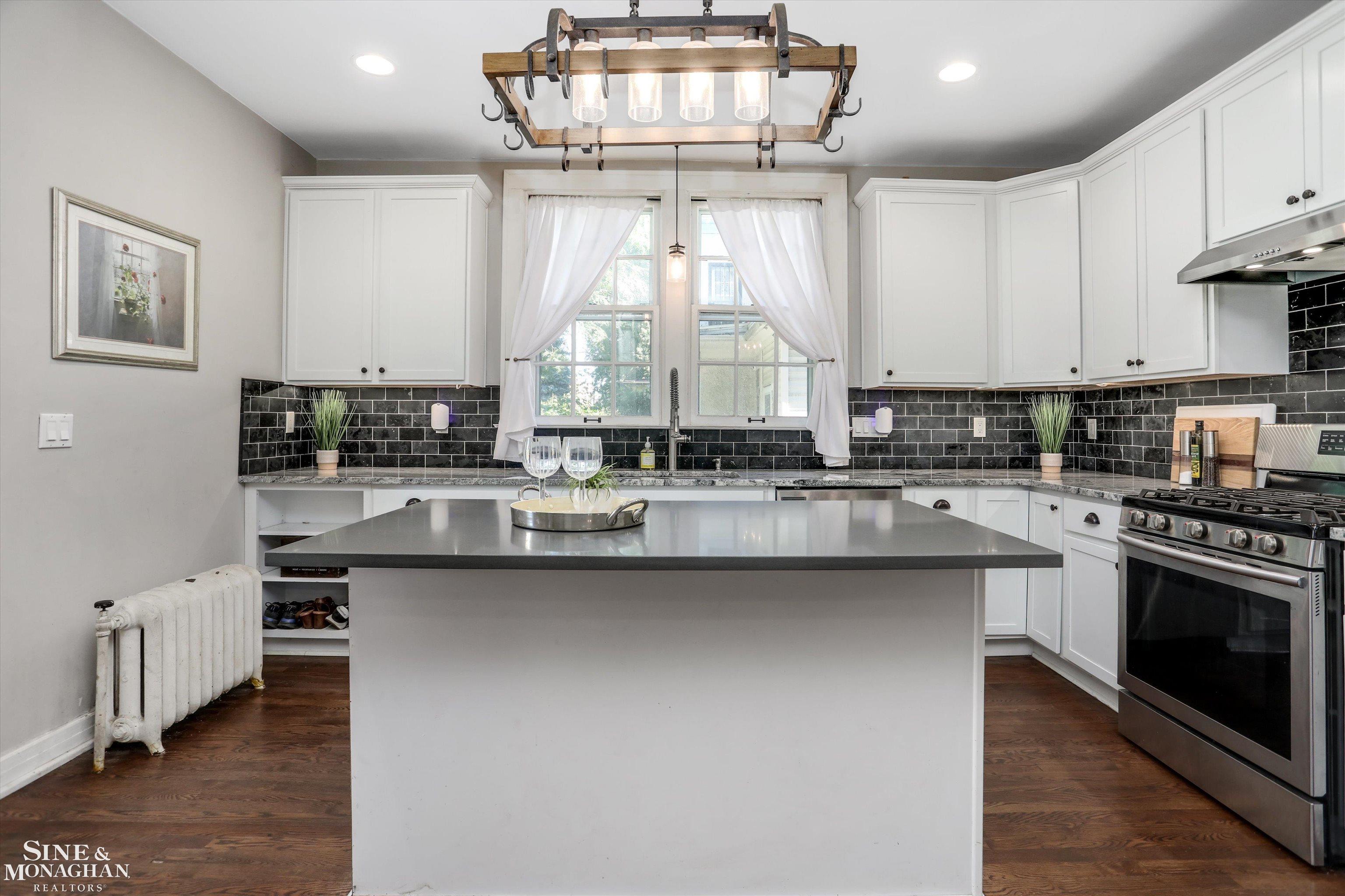 1550 W Boston Boulevard