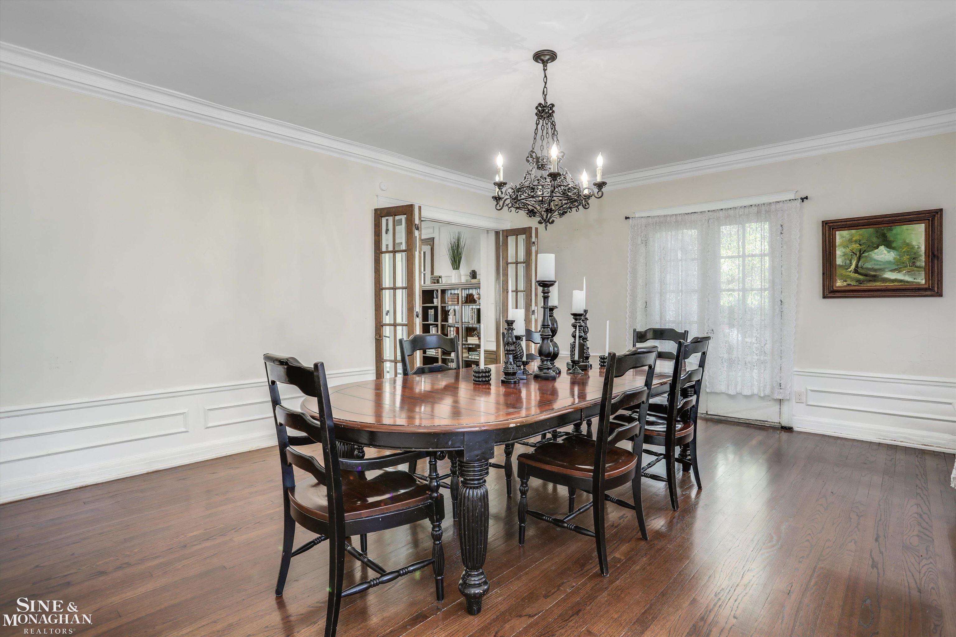 1550 W Boston Boulevard