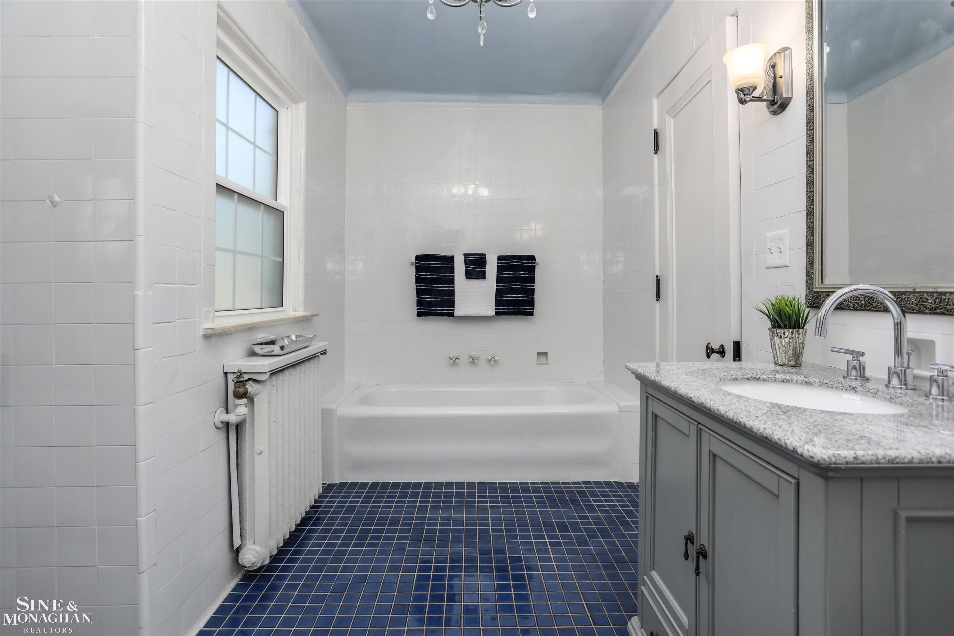 1550 W Boston Boulevard