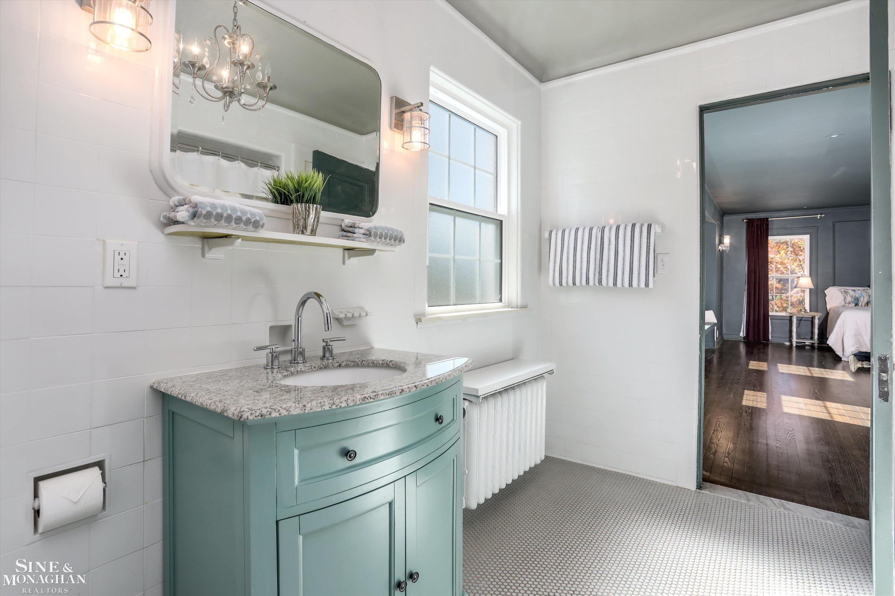 1550 W Boston Boulevard