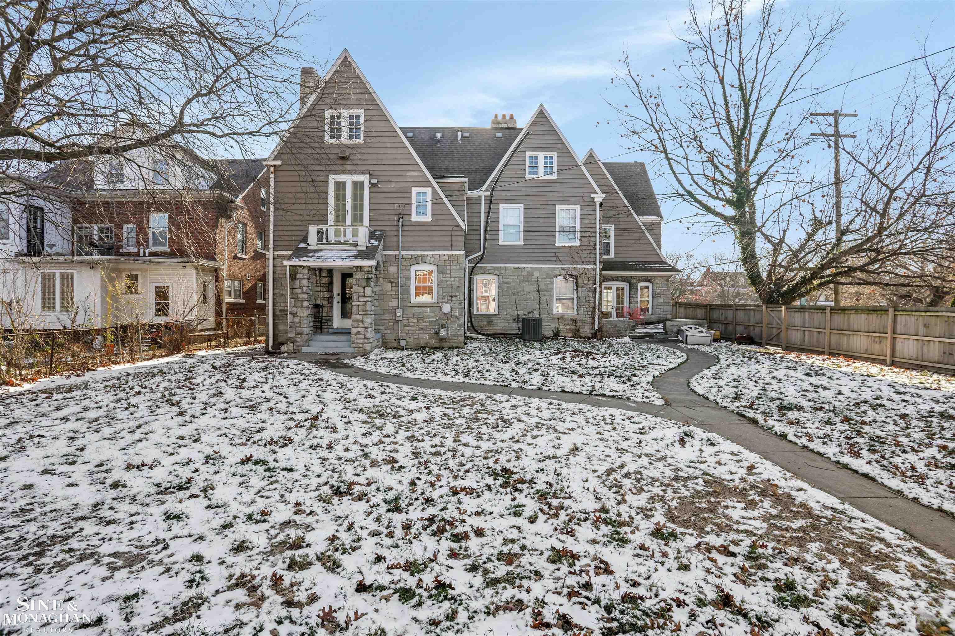 1550 W Boston Boulevard