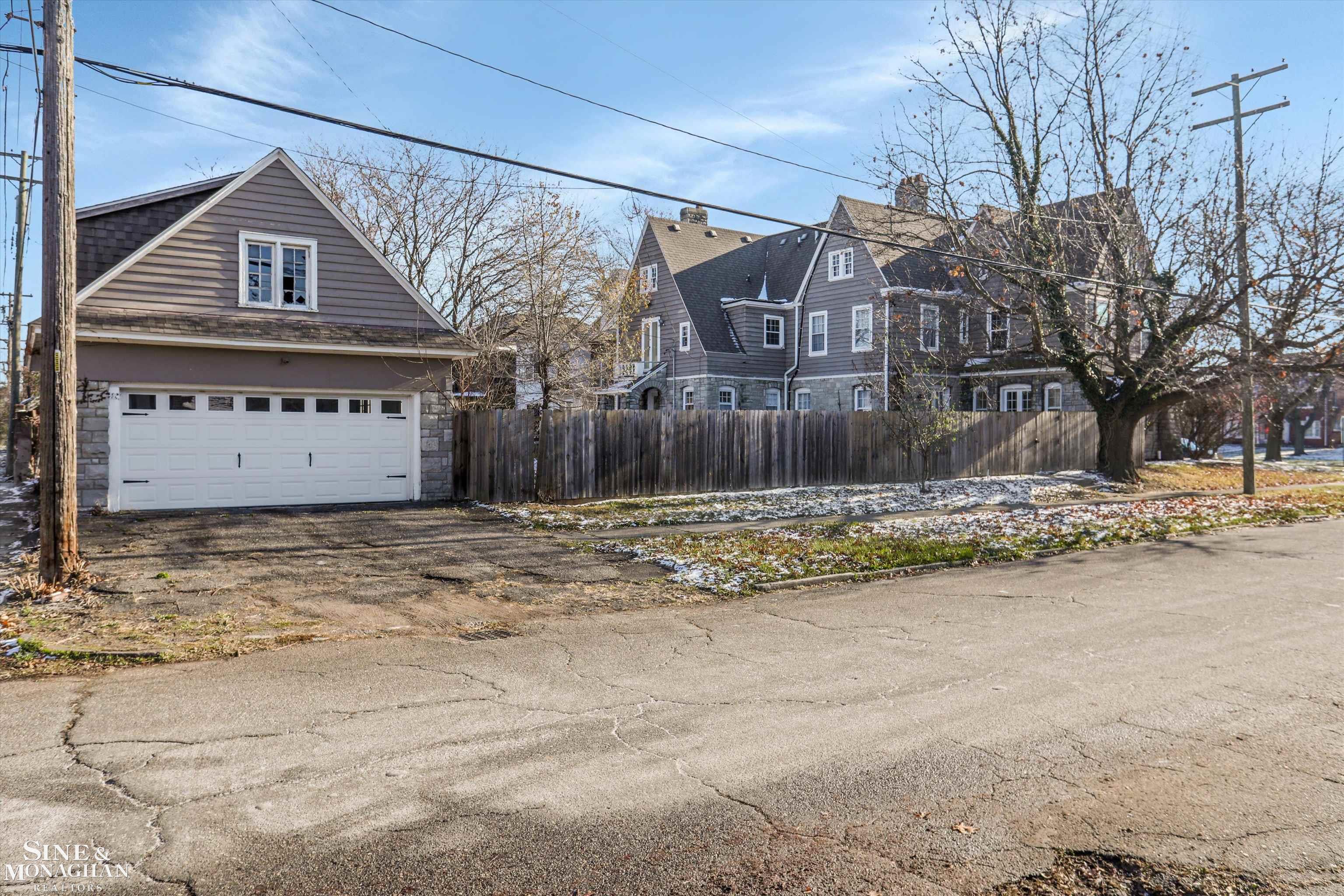 1550 W Boston Boulevard