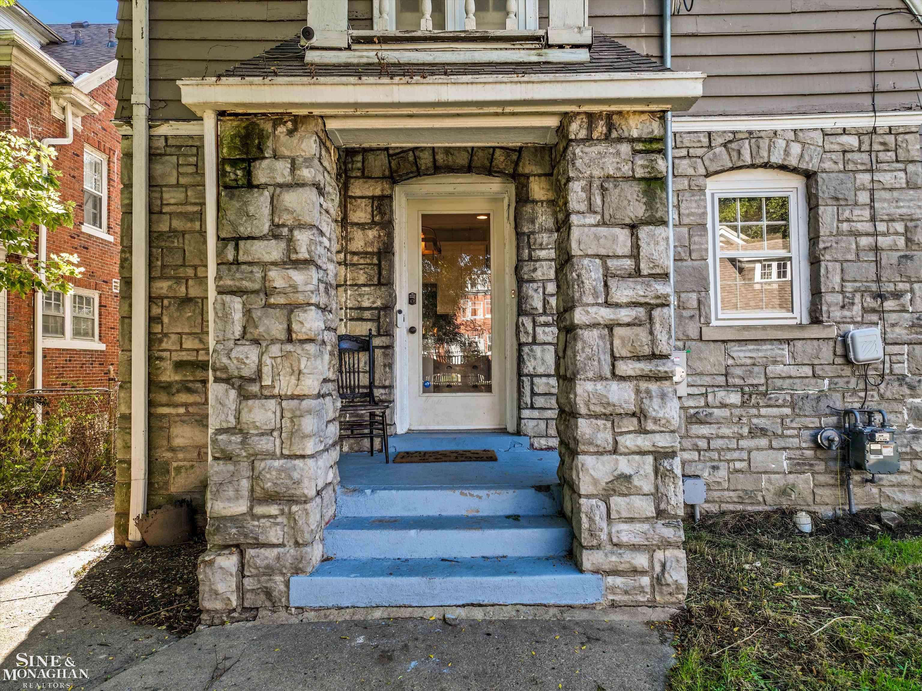 1550 W Boston Boulevard