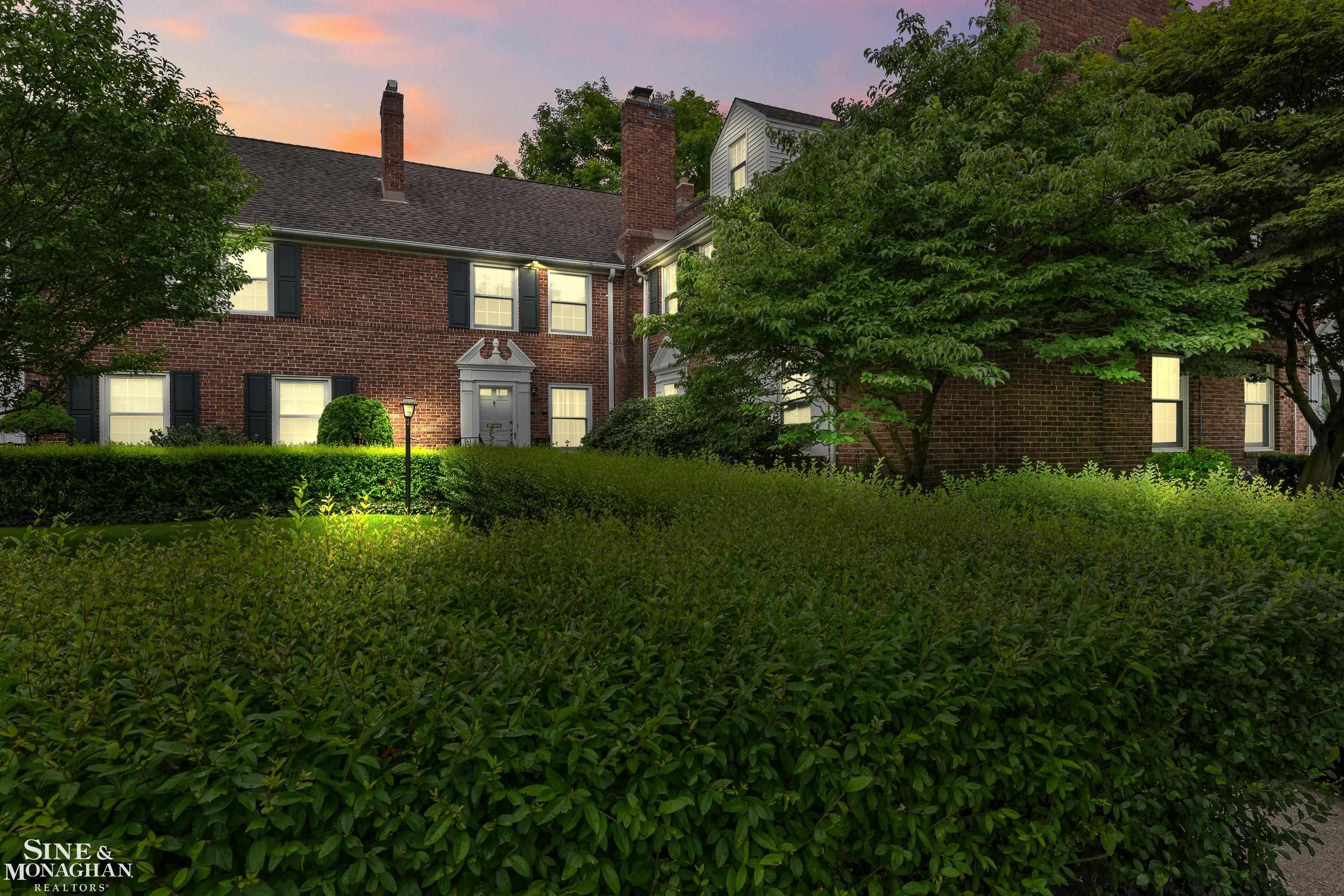 16908 Saint Paul Street