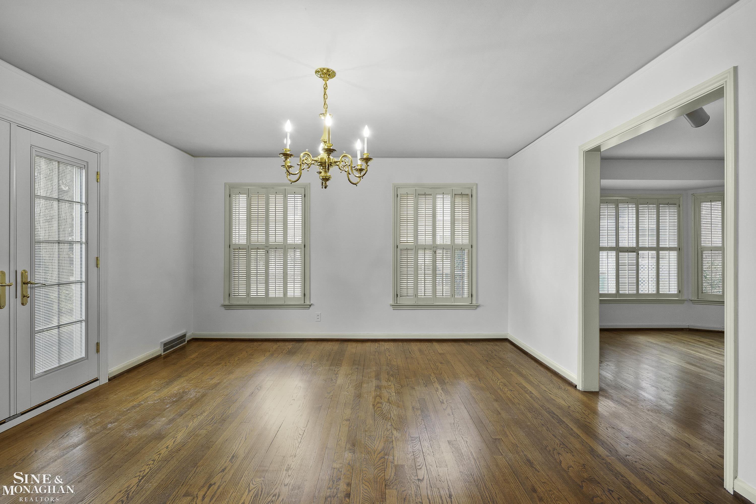 16908 Saint Paul Street