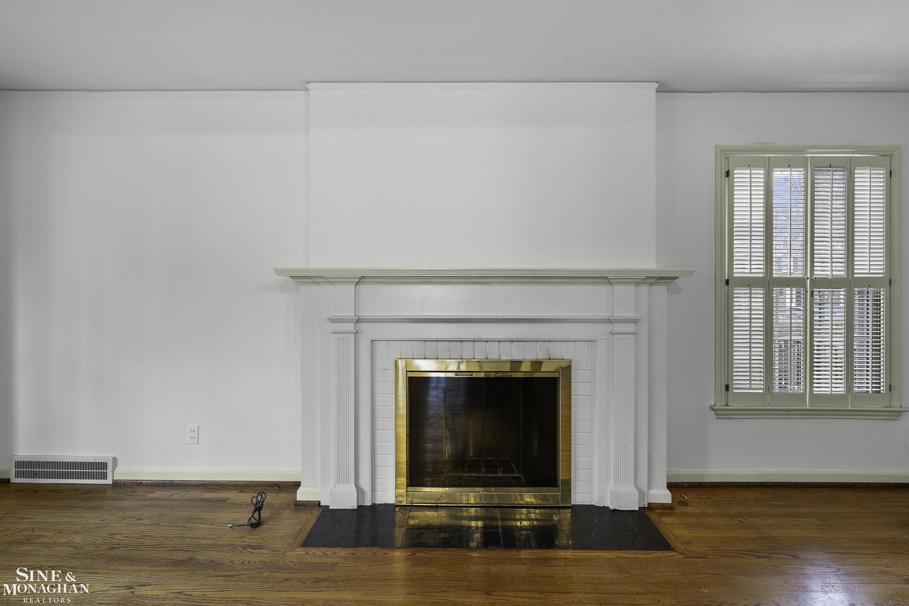 16908 Saint Paul Street