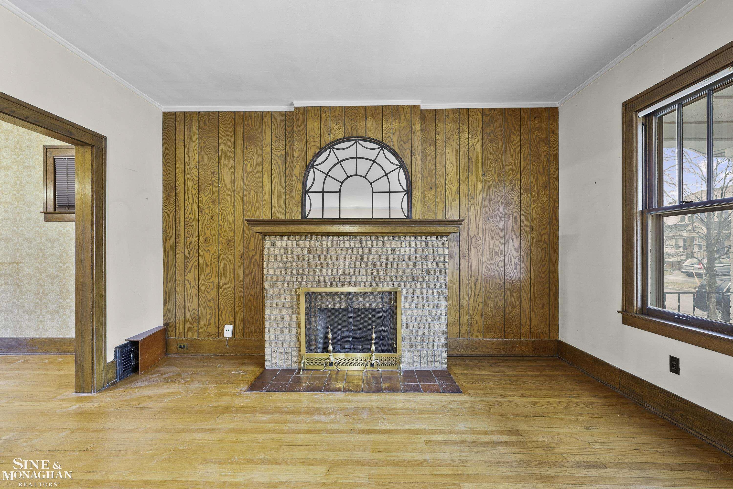 1415 Beaconsfield Avenue