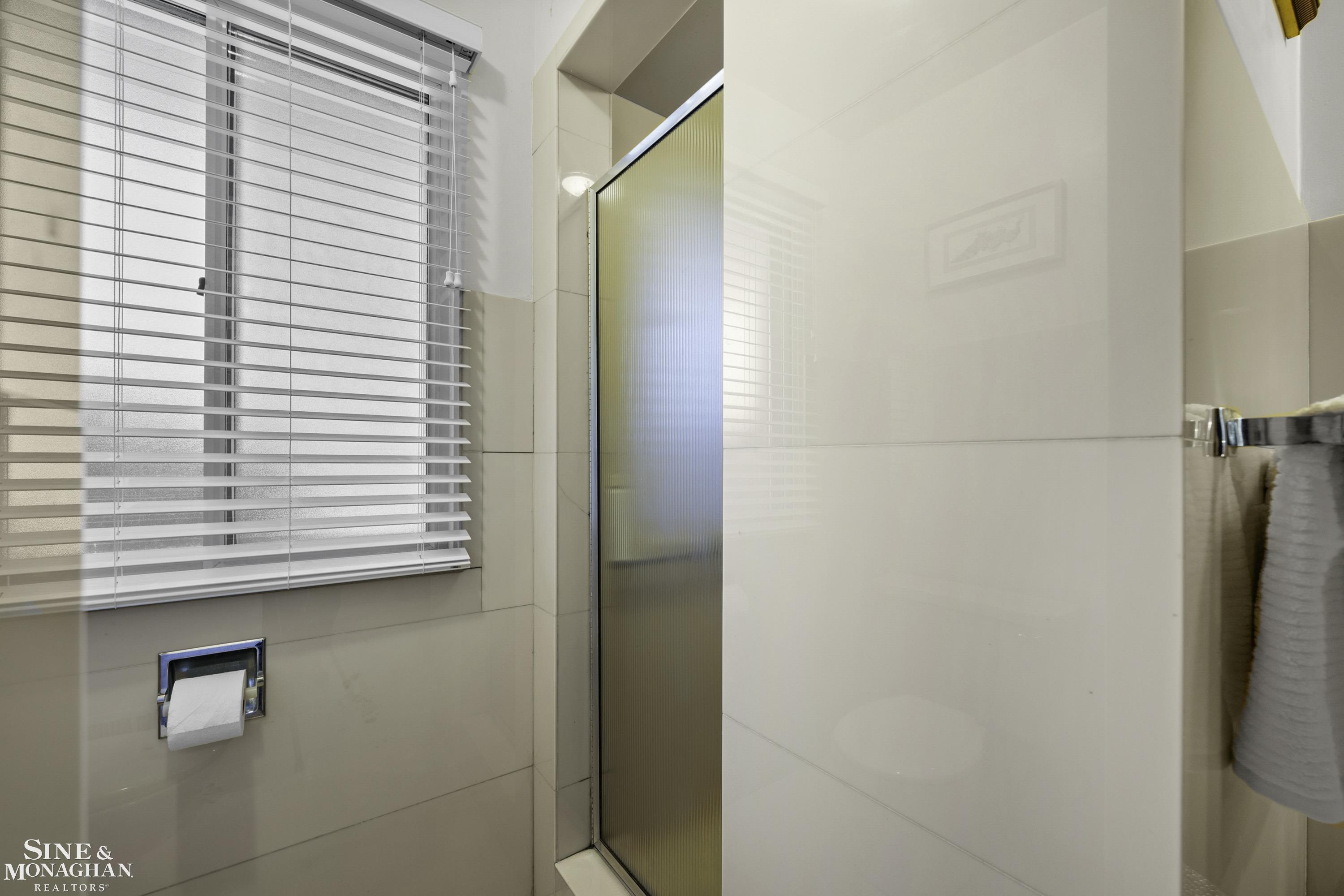 628 University Place