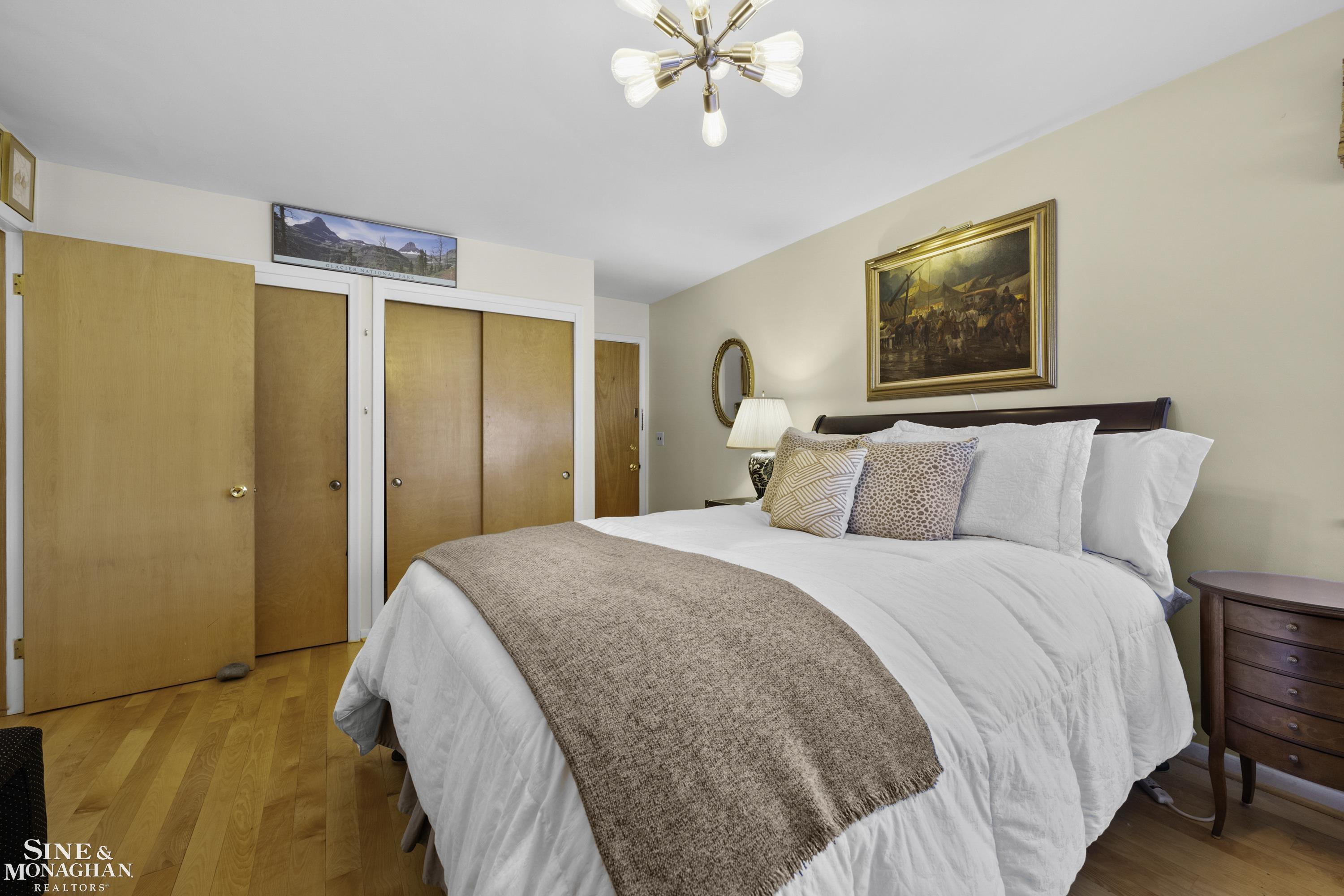 628 University Place