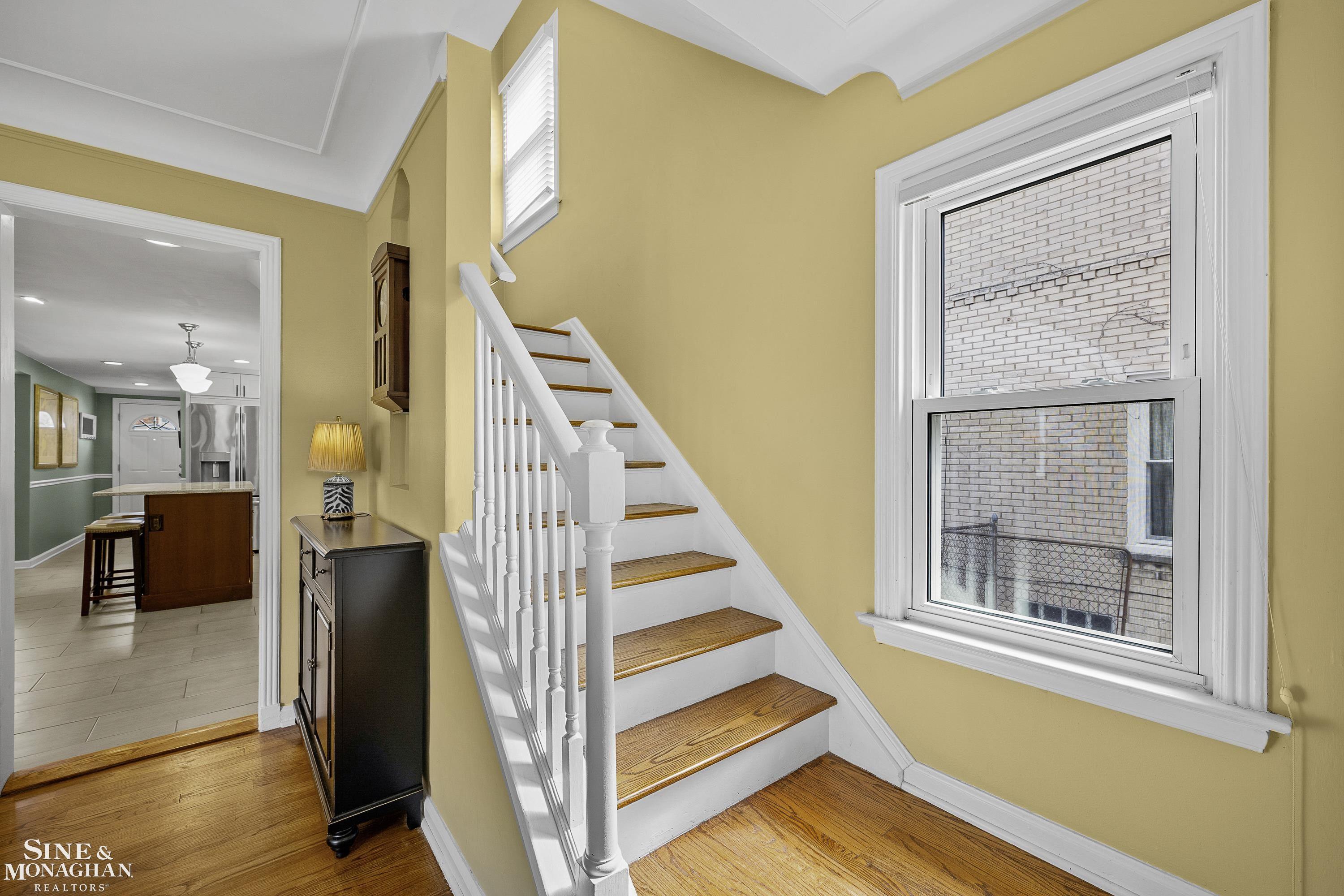 1882 Hunt Club Drive