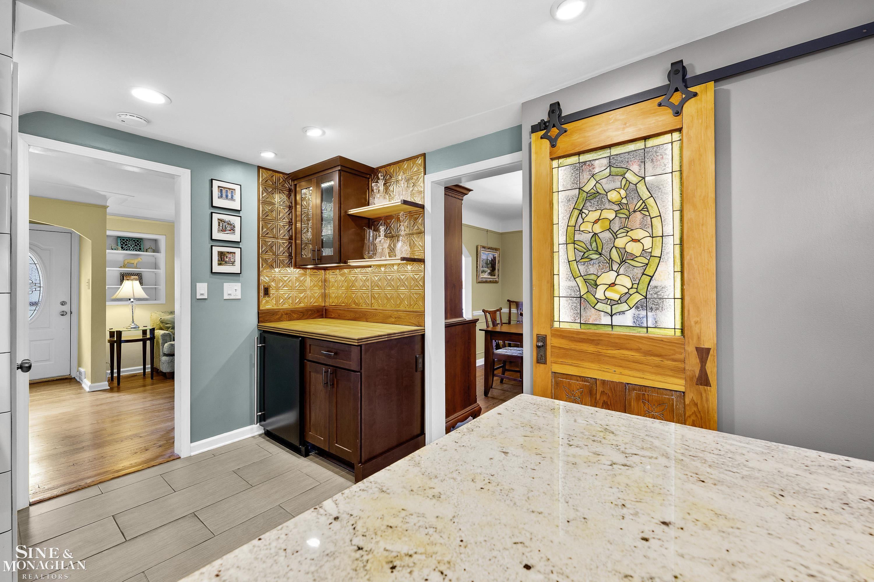 1882 Hunt Club Drive