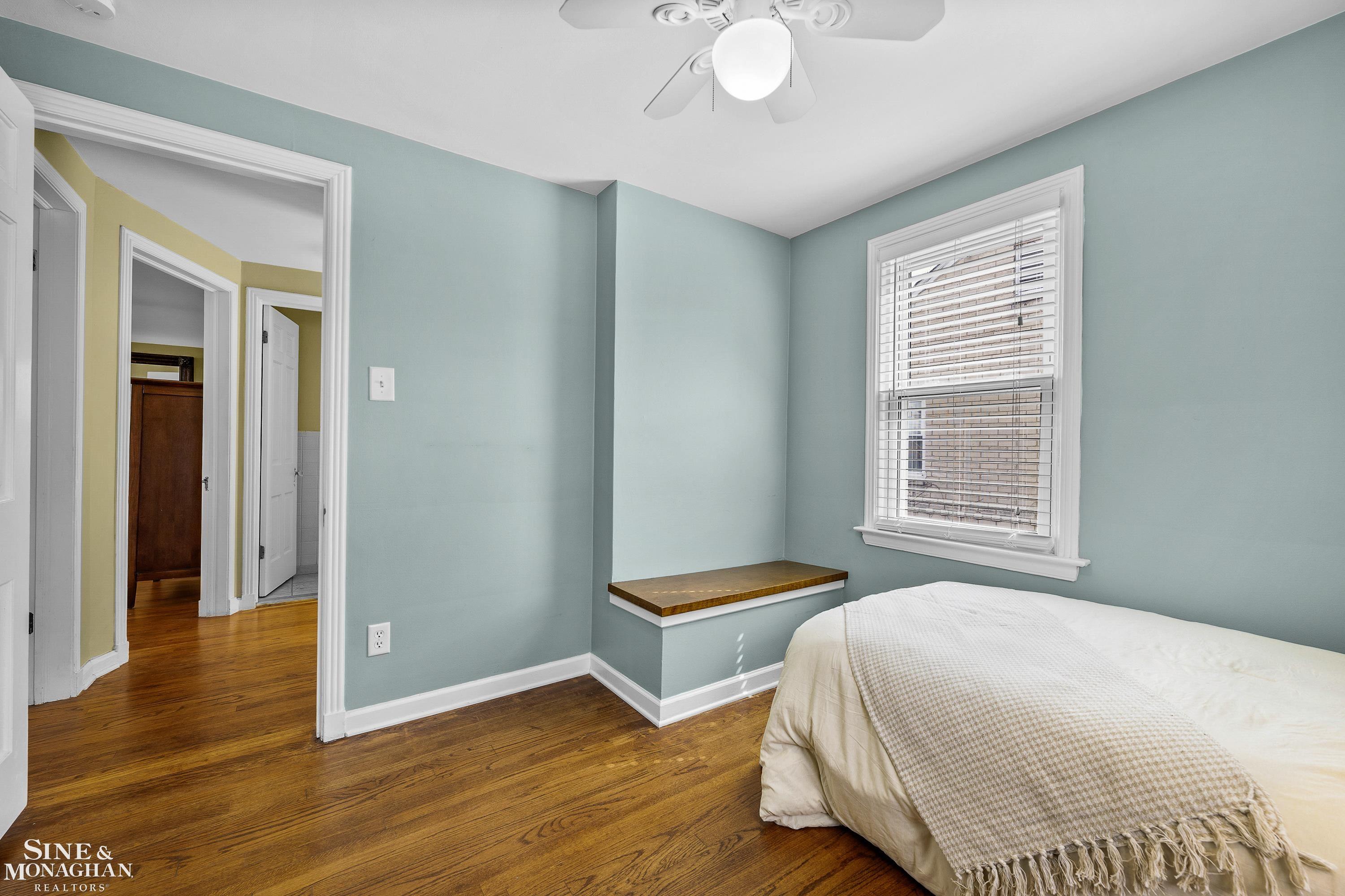 1882 Hunt Club Drive