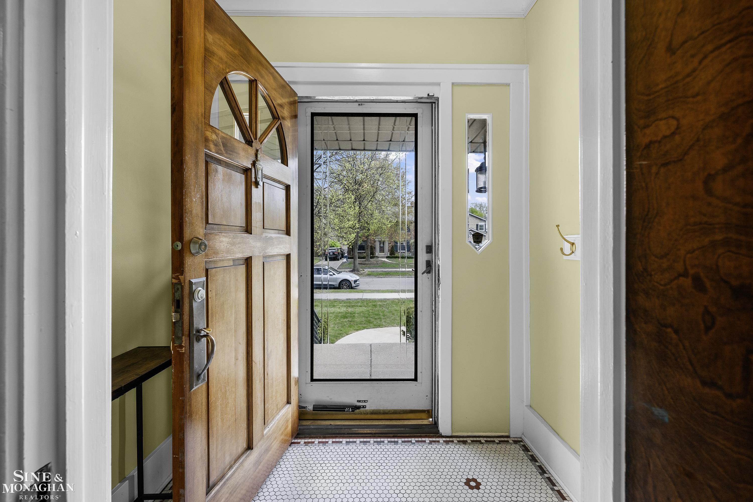 767 Rivard Boulevard