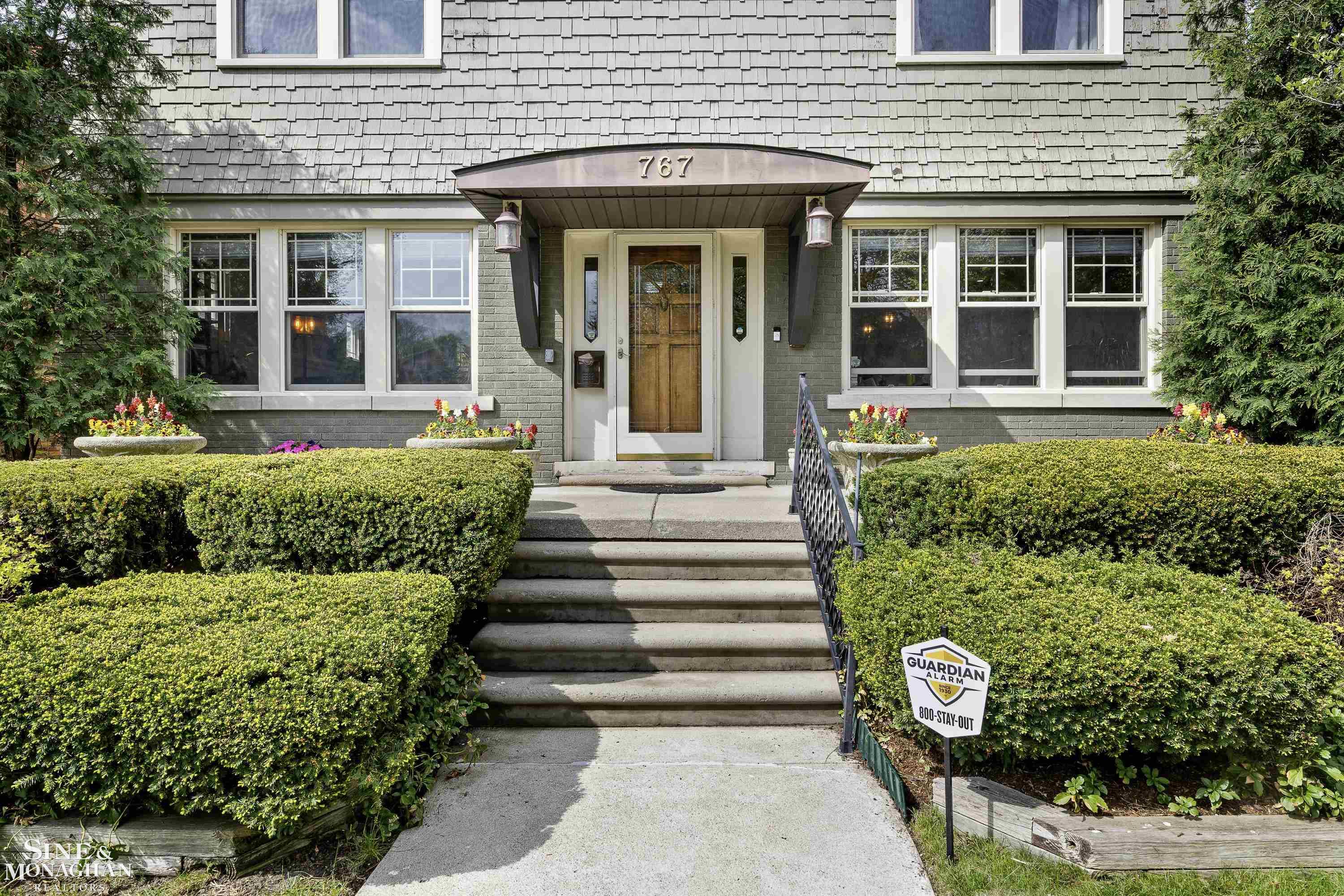 767 Rivard Boulevard