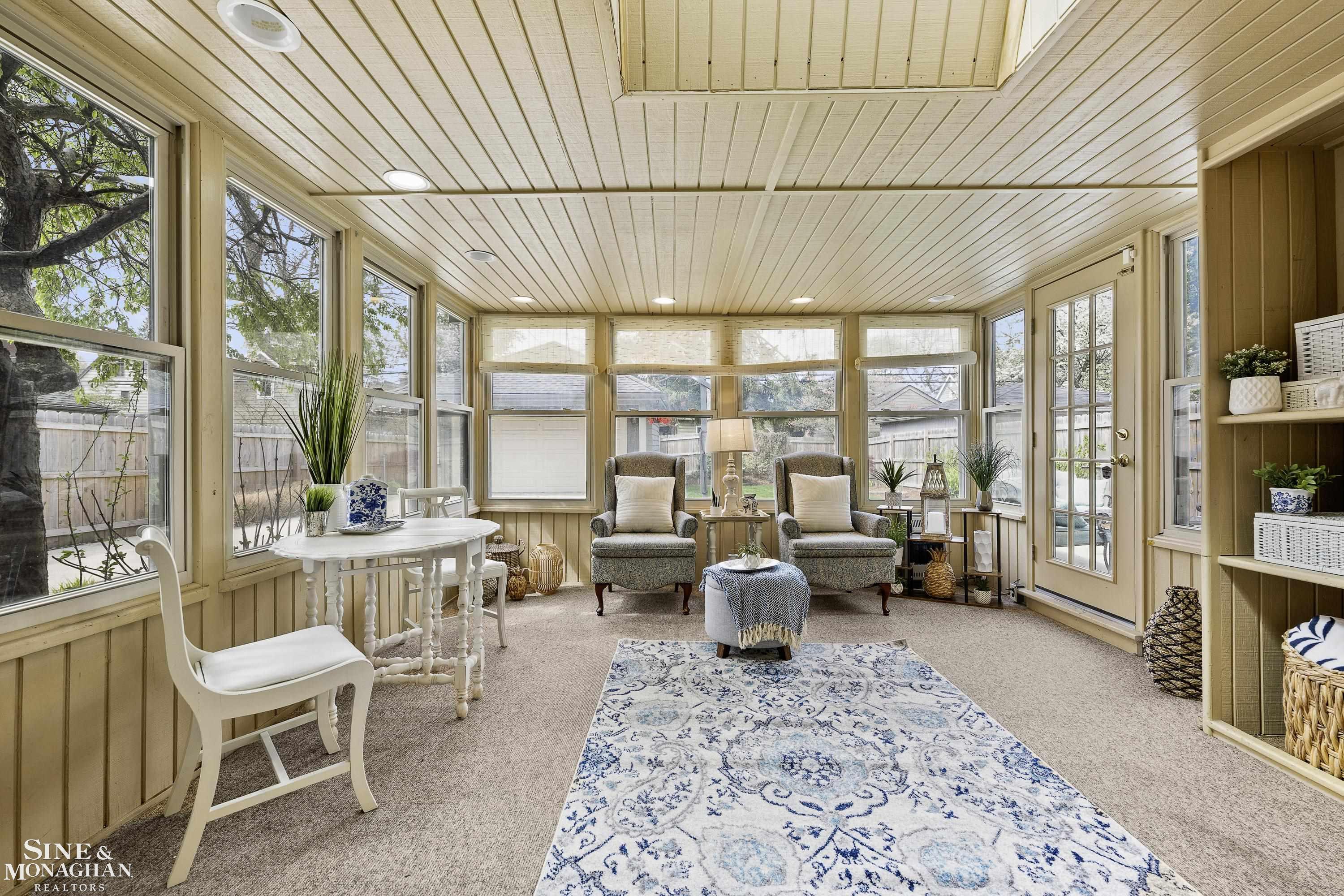 767 Rivard Boulevard