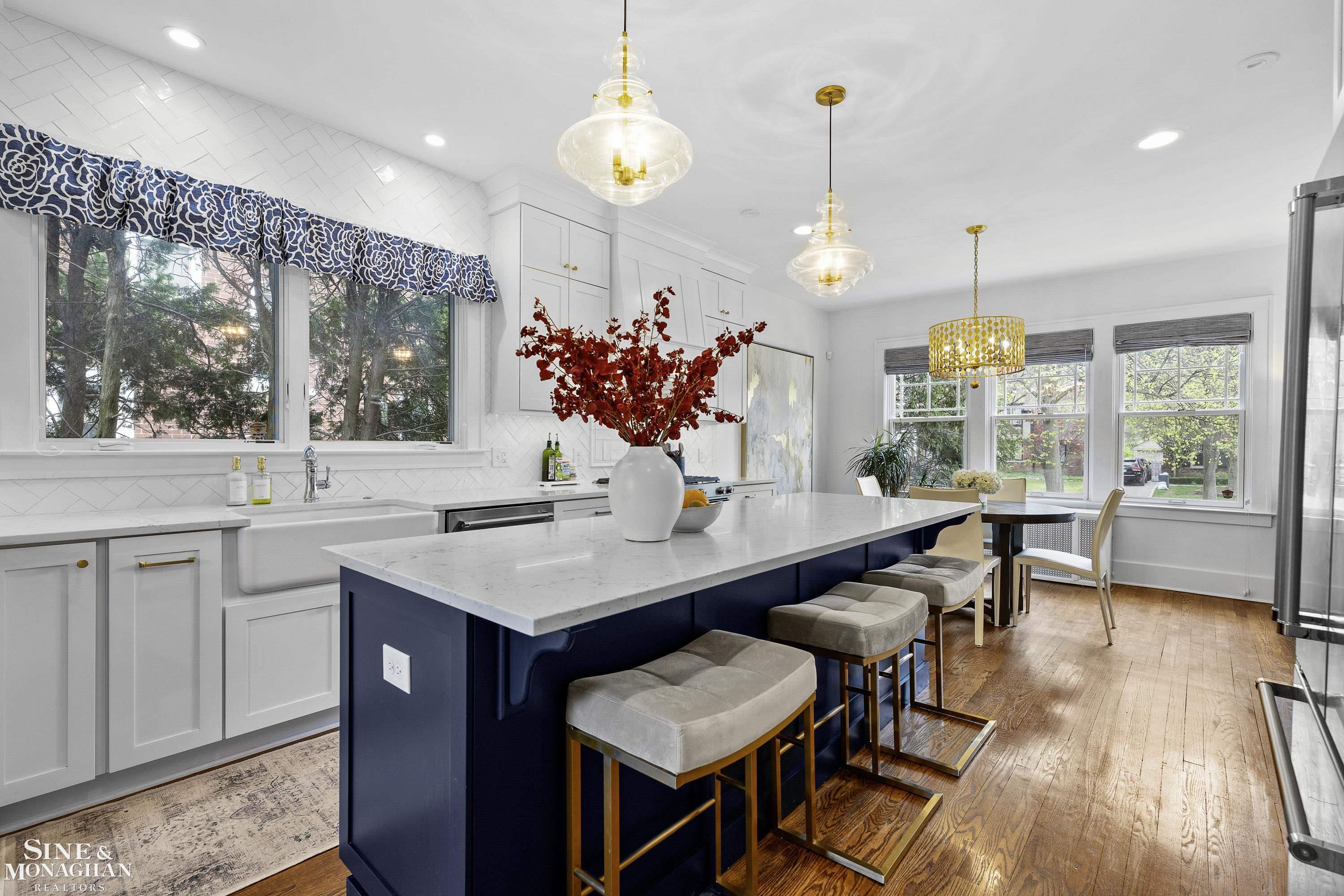 767 Rivard Boulevard